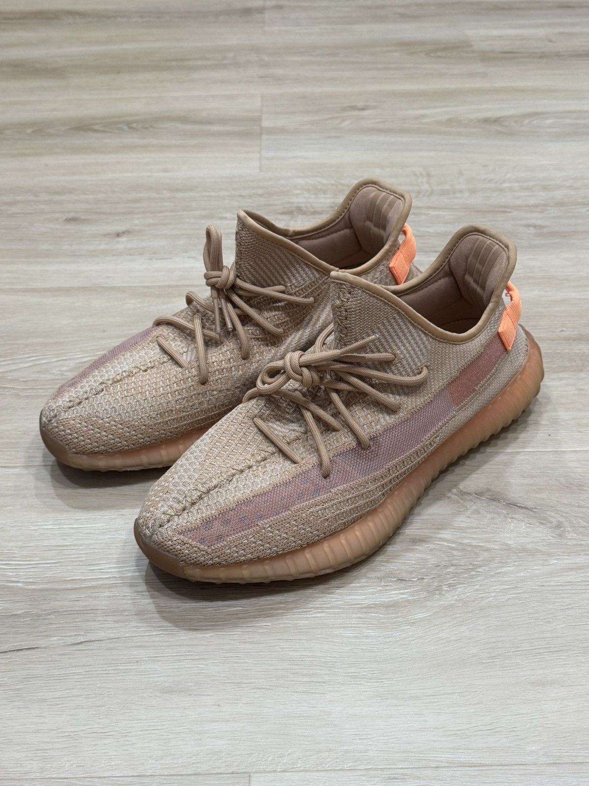 Adidas Yeezy 350 v2 Clay Size US 13 / EU 46 - 1 Thumbnail