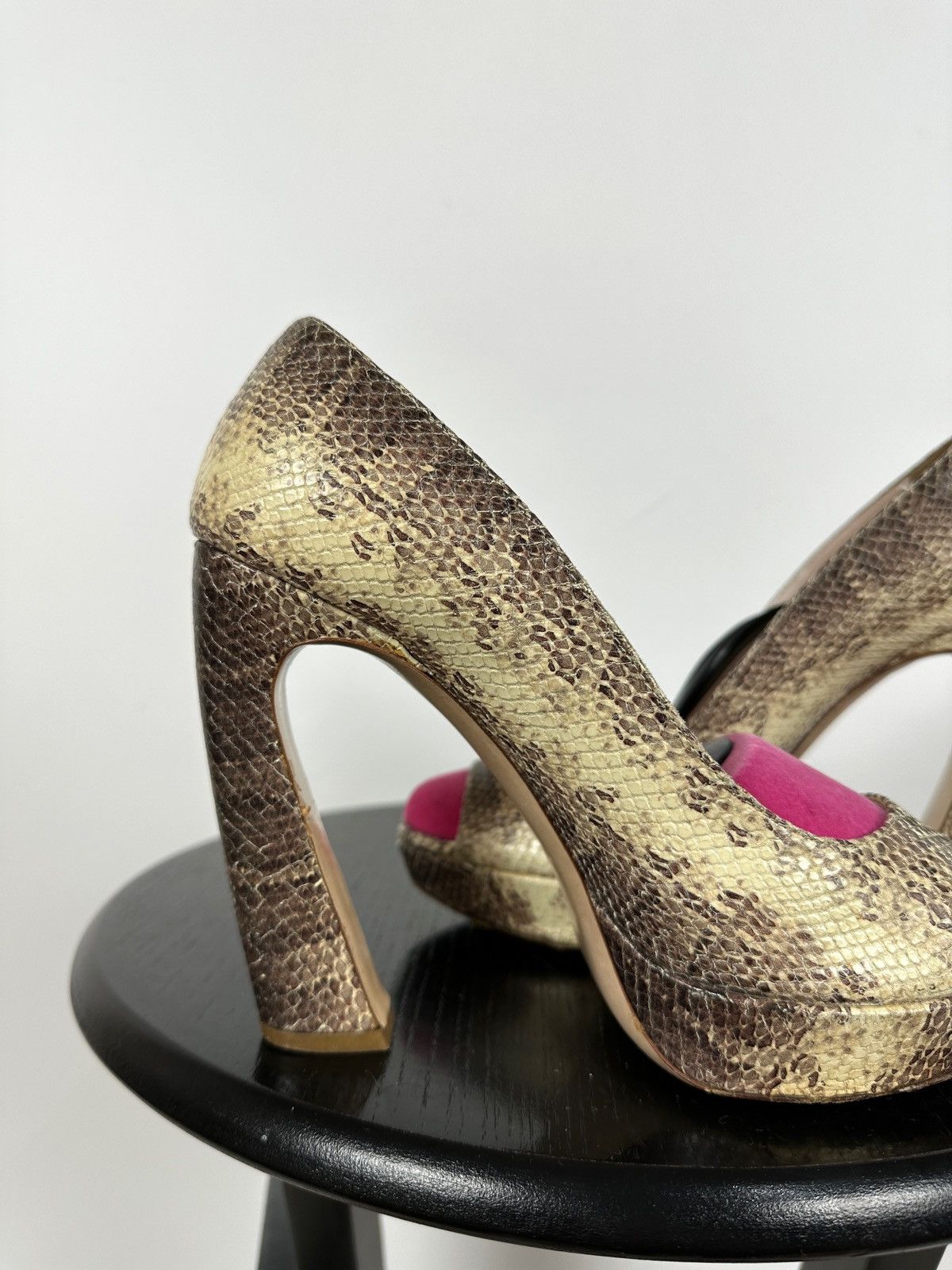 Miu Miu Miu Miu Snake Leather Platform Pumps Heel Size US 7 / IT 37 - 18 Thumbnail