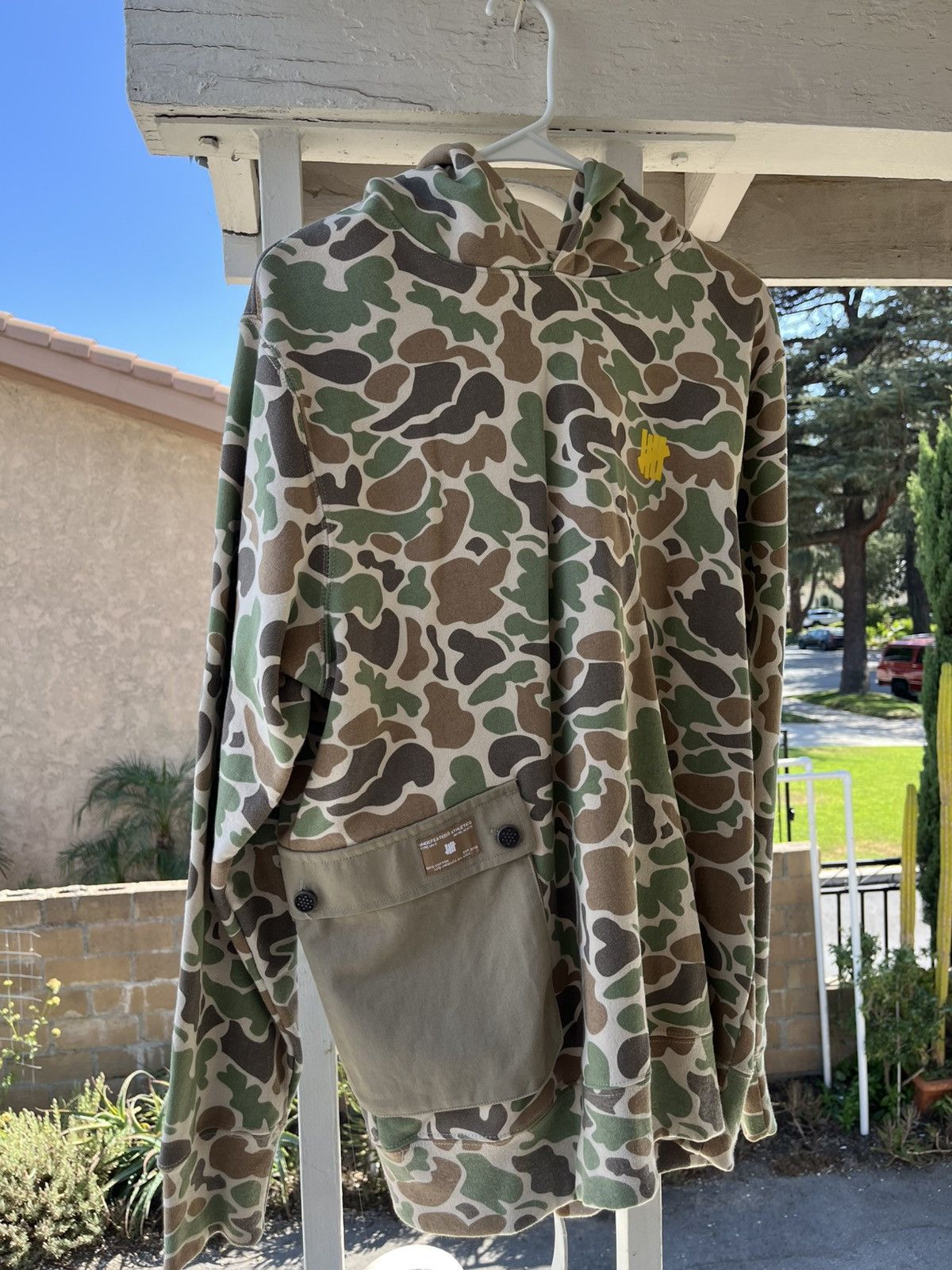 Undefeated Undefeated Monkey Pocket Hoodie Size US M / EU 48-50 / 2 - 3 Thumbnail