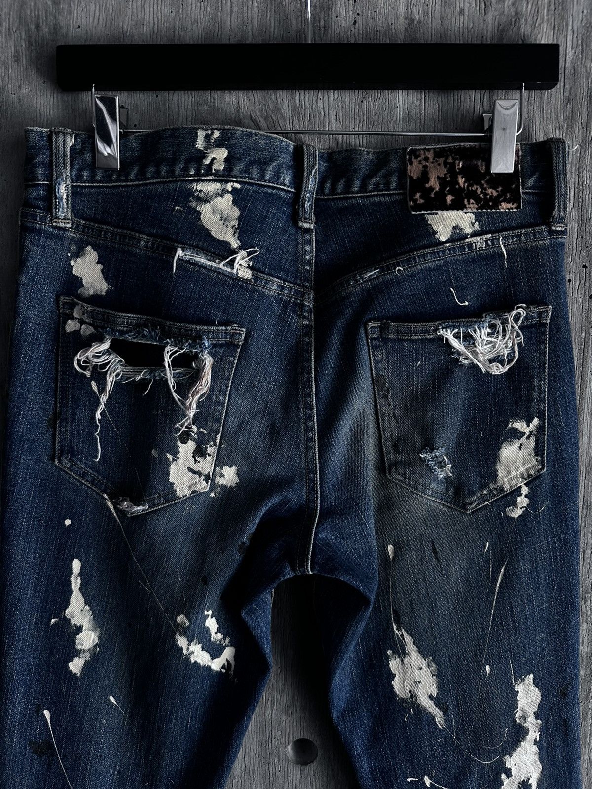 If Six Was Nine × Le Grande Bleu (L.G.B.) × Shellac SHELLAC BOOTCUT DISTRESSED PAINTER DENIM Size US 30 / EU 46 - 4 Thumbnail
