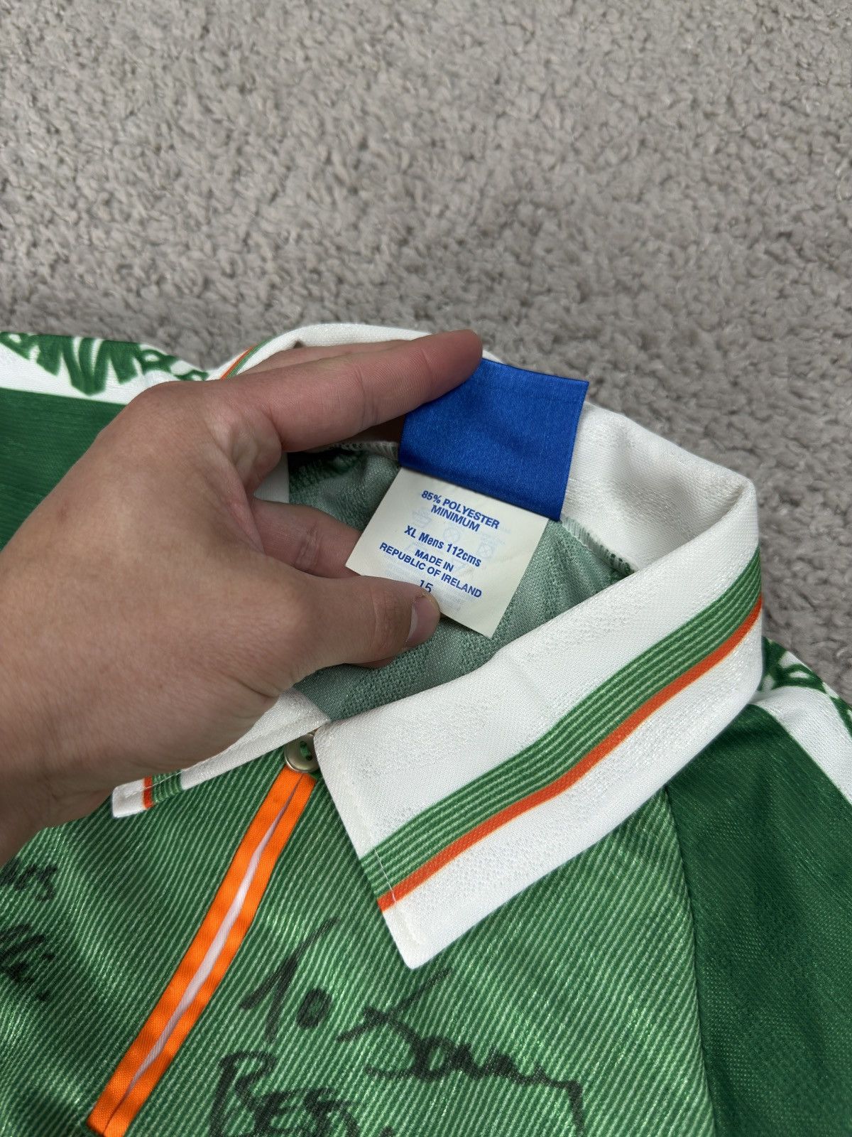 Umbro × Vintage Vintage Ireland Home Shirt 96–98 Signed Umbro Opel Size US XL / EU 56 / 4 - 5 Thumbnail