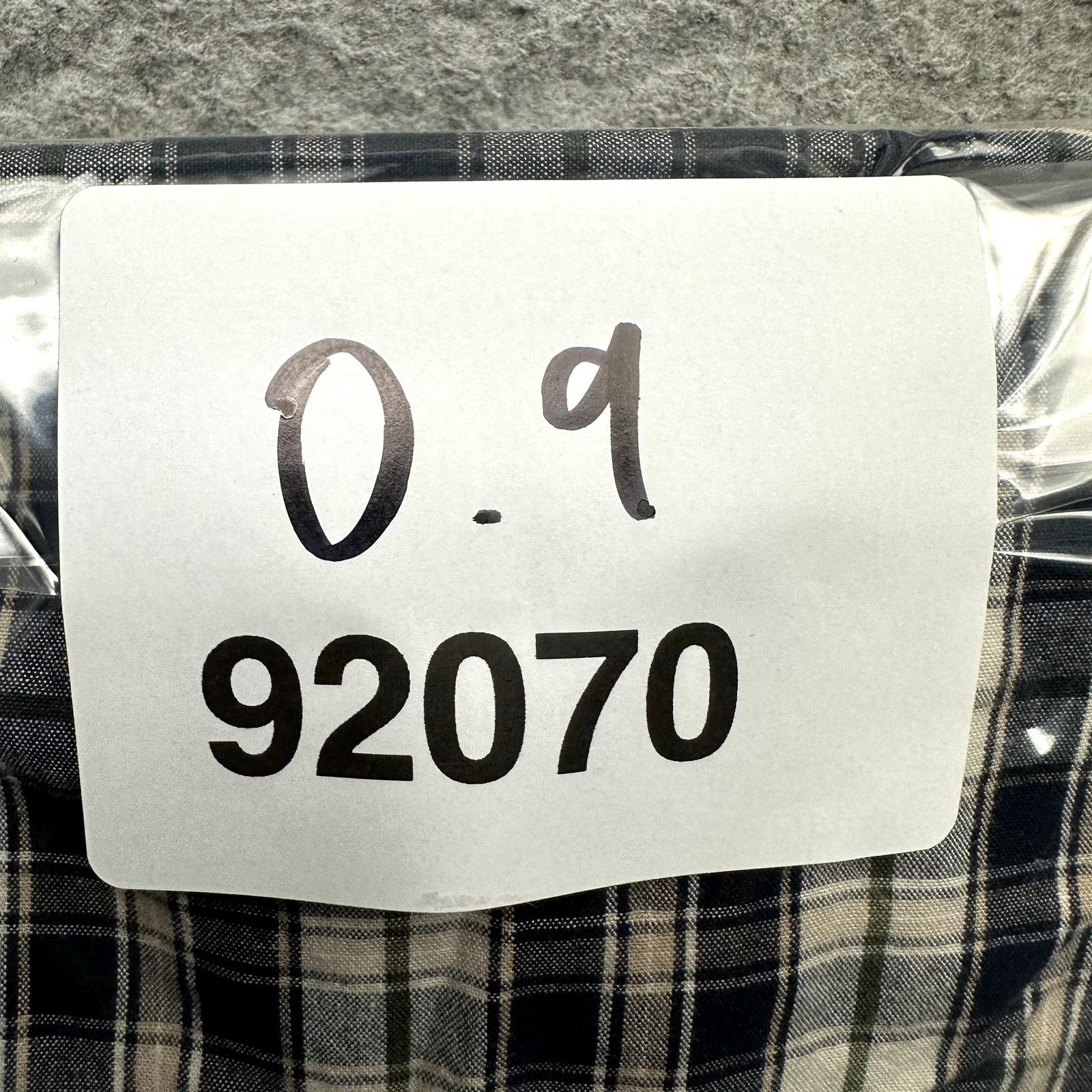 Carhartt Carhartt Essential Plaid Button Down Shirt Mens Large Black Size US L / EU 52-54 / 3 - 11 Thumbnail