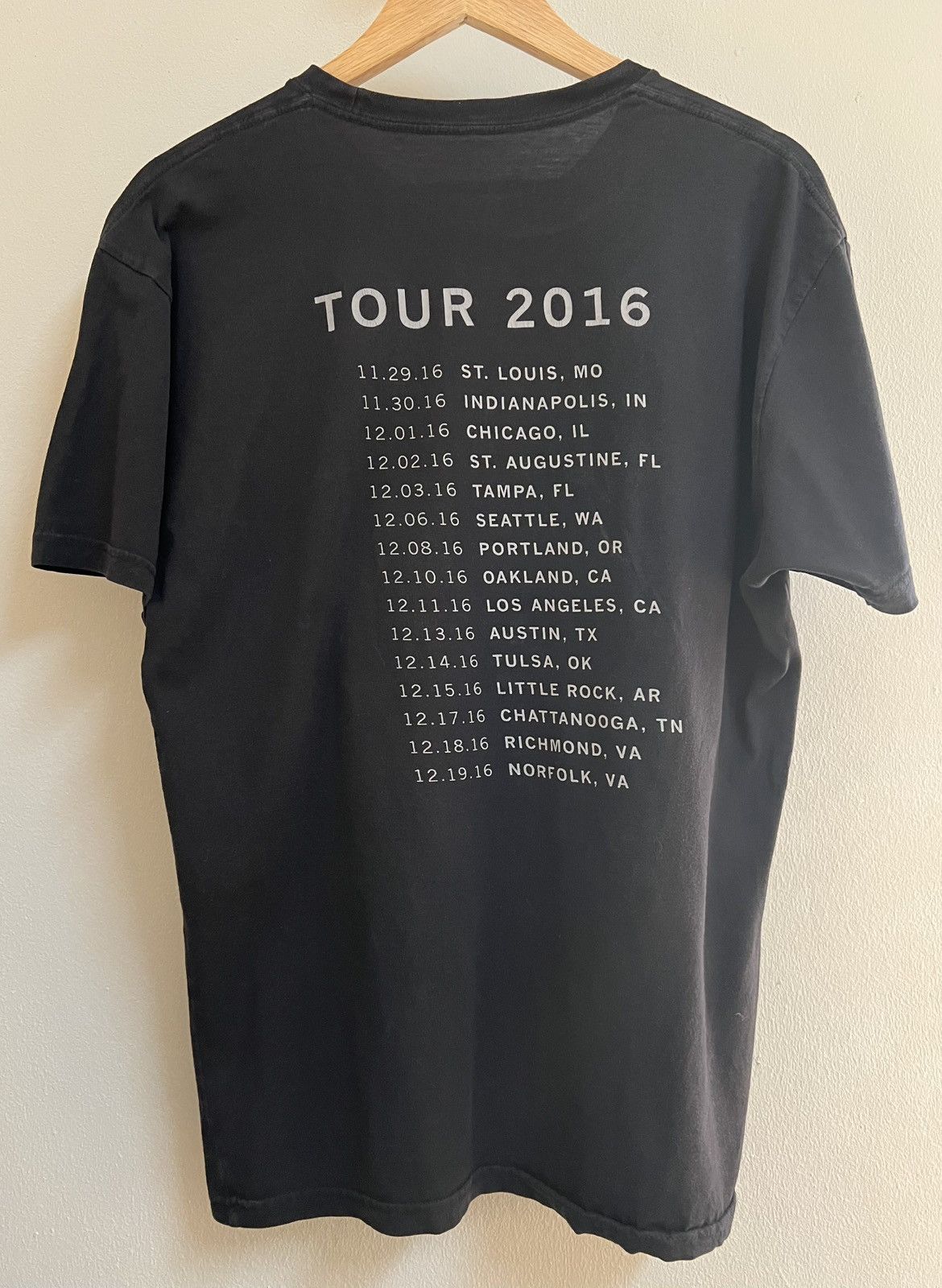 Band Tees hantogram 2016 Tour T Shirt Burning House Band Tee L Size US L / EU 52-54 / 3 - 3 Thumbnail