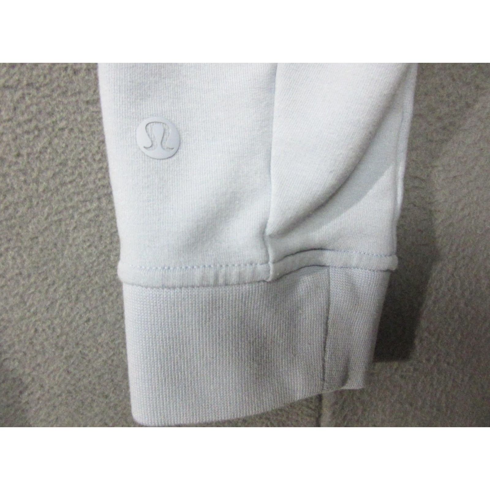 Lululemon Lululemon Sweatshirt Mens Medium Blue Crewneck Zip Pocket Pullover Athleisure Size US M / EU 48-50 / 2 - 3 Thumbnail