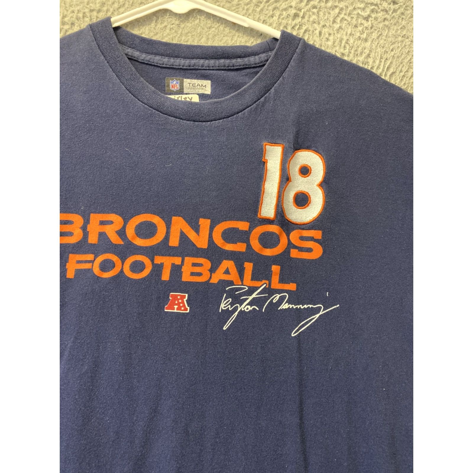 NFL NFL Broncos Butterfly T Shirt Black Legends Never Die Mens Size L Size US L / EU 52-54 / 3 - 2 Thumbnail