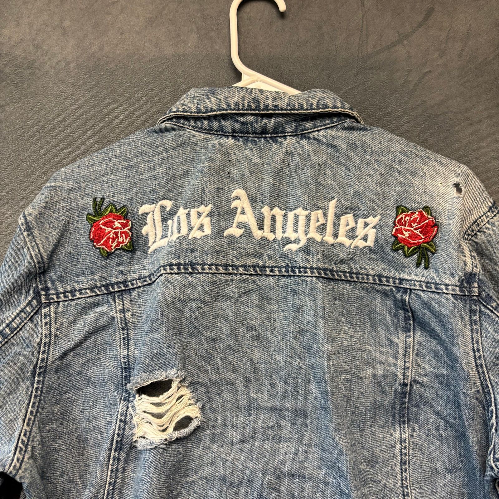 & Other Stories Pac Sun Denim Jacket Los Angeles Roses Embroidered Distress Size L / US 10 / IT 46 - 8 Thumbnail