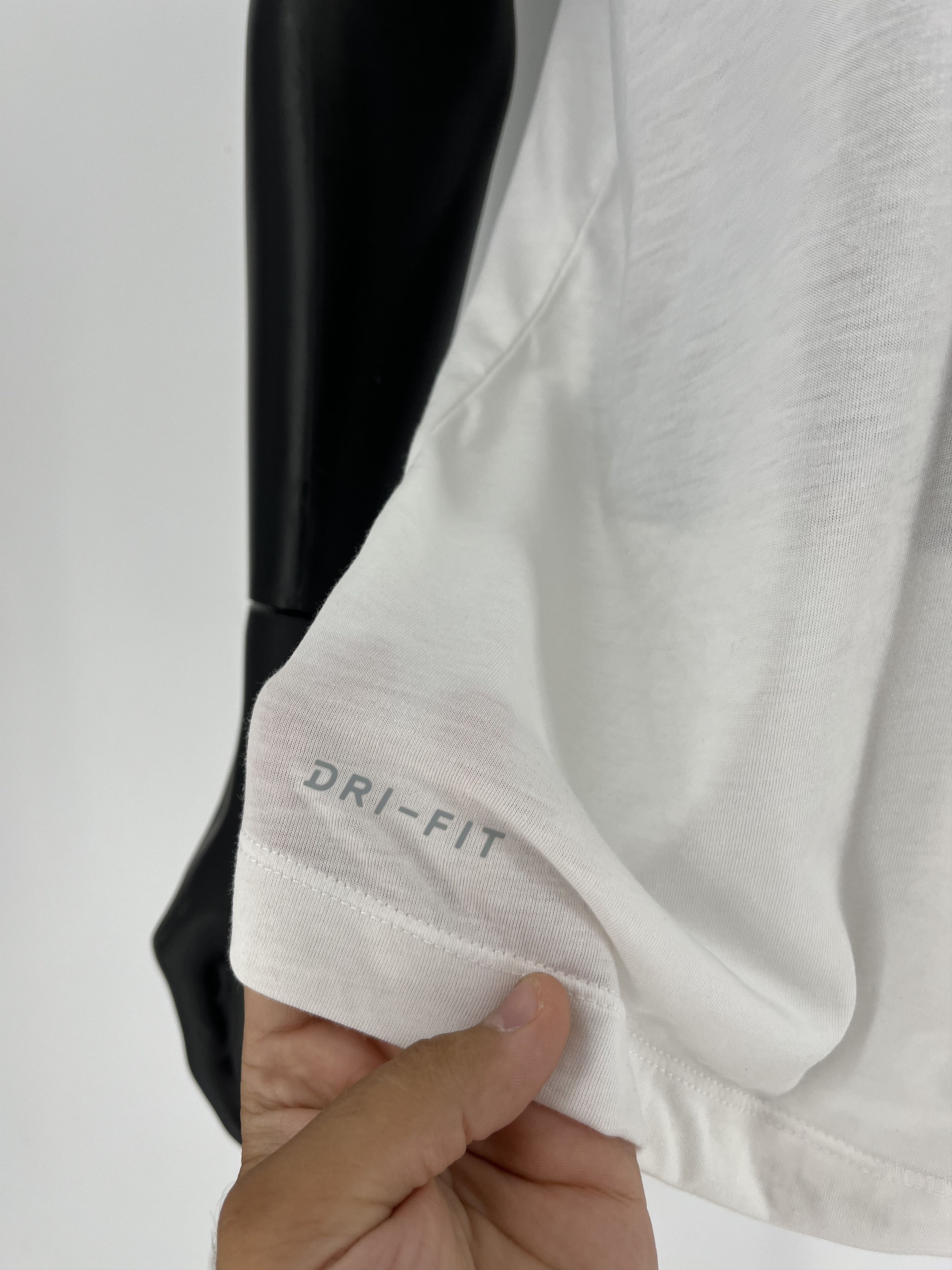 Nike × Vintage Vintage 90s Nike Jersey Travis Style Sportwear Style Size US M / EU 48-50 / 2 - 9 Thumbnail