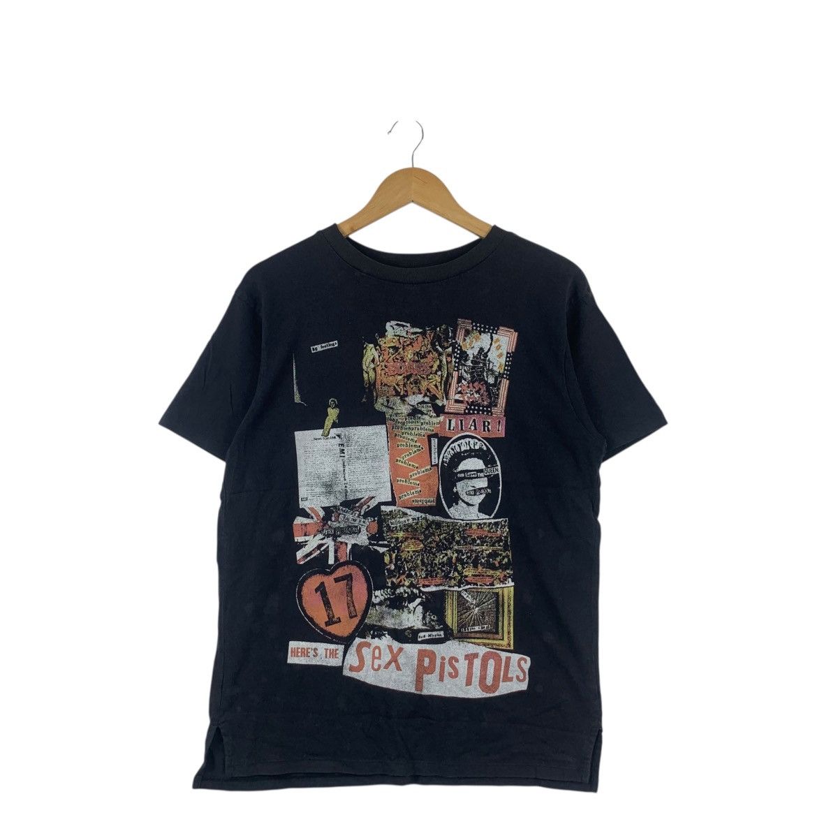 Uniqlo SEX PISTOLS x UNIQLO Anarchy Punk Band Music Tee Shirt Top Size US S / EU 44-46 / 1 - 1 Thumbnail