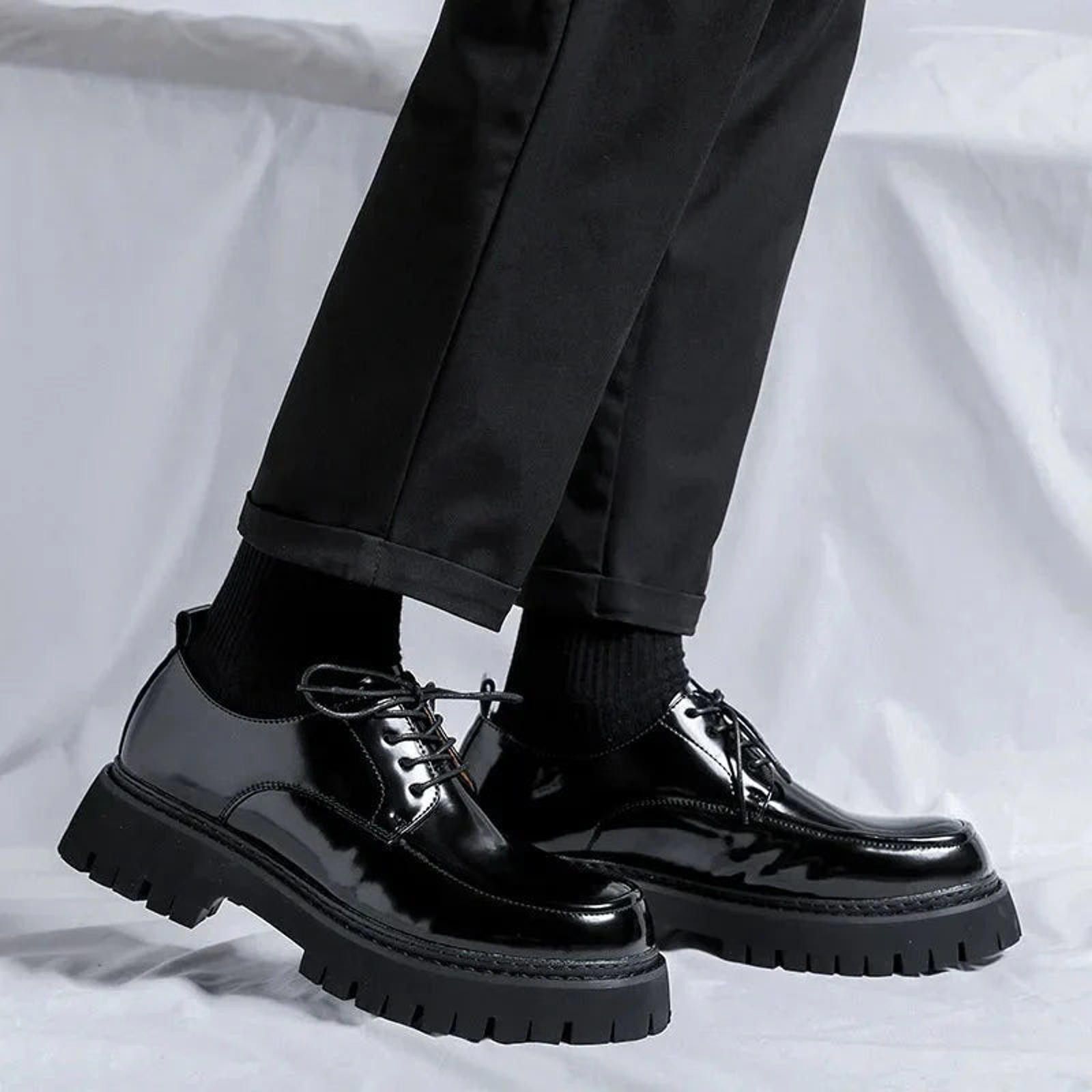 Japanese Brand Sinmuno Apron Toe Patent Shoes Size US 8 / EU 41 - 5 Thumbnail