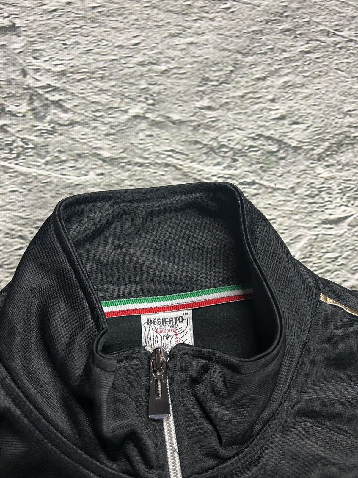 Other Italia zip sweatshirt vintage Y2K big logo black gold Italy Size US L / EU 52-54 / 3 - 4 Thumbnail
