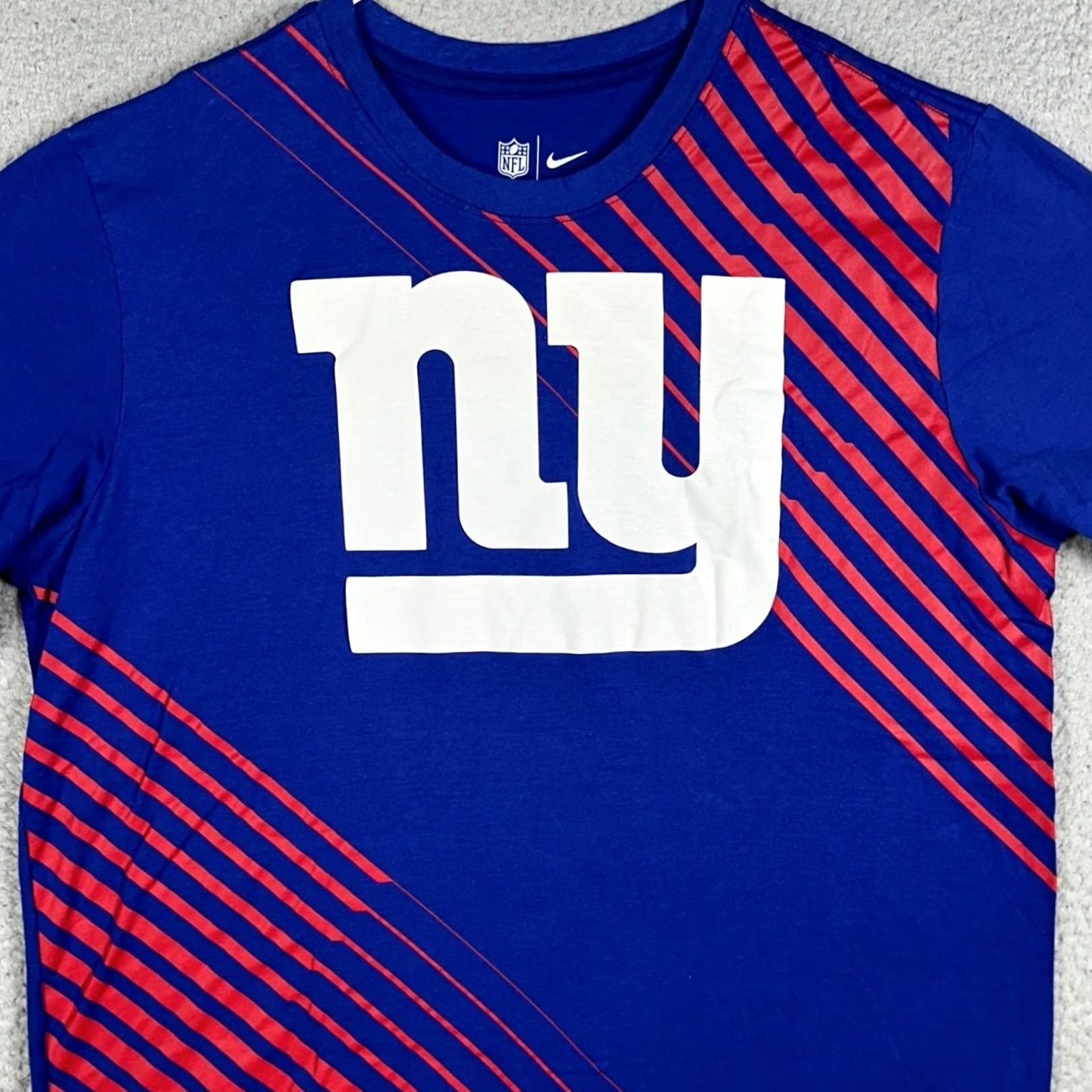 Nike Nike New York Giants T-Shirt Mens XL Blue Red NFL Crew Neck Short Sleeve Tee Size US XL / EU 56 / 4 - 2 Thumbnail