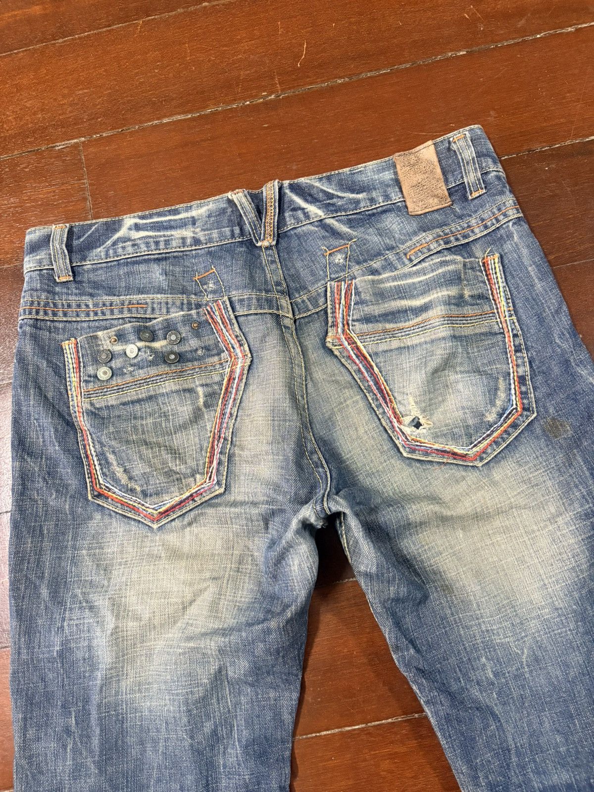 Hysteric Glamour SICK RUSTY RED PAPER VINTAGE DENIM distressed mud wash flare Size US 32 / EU 48 - 15 Thumbnail