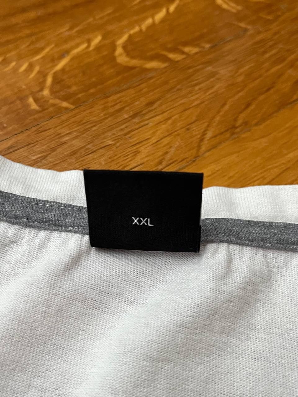 Hugo Boss Hugo Boss white basic tee Size US XXL / EU 58 / 5 - 5 Thumbnail