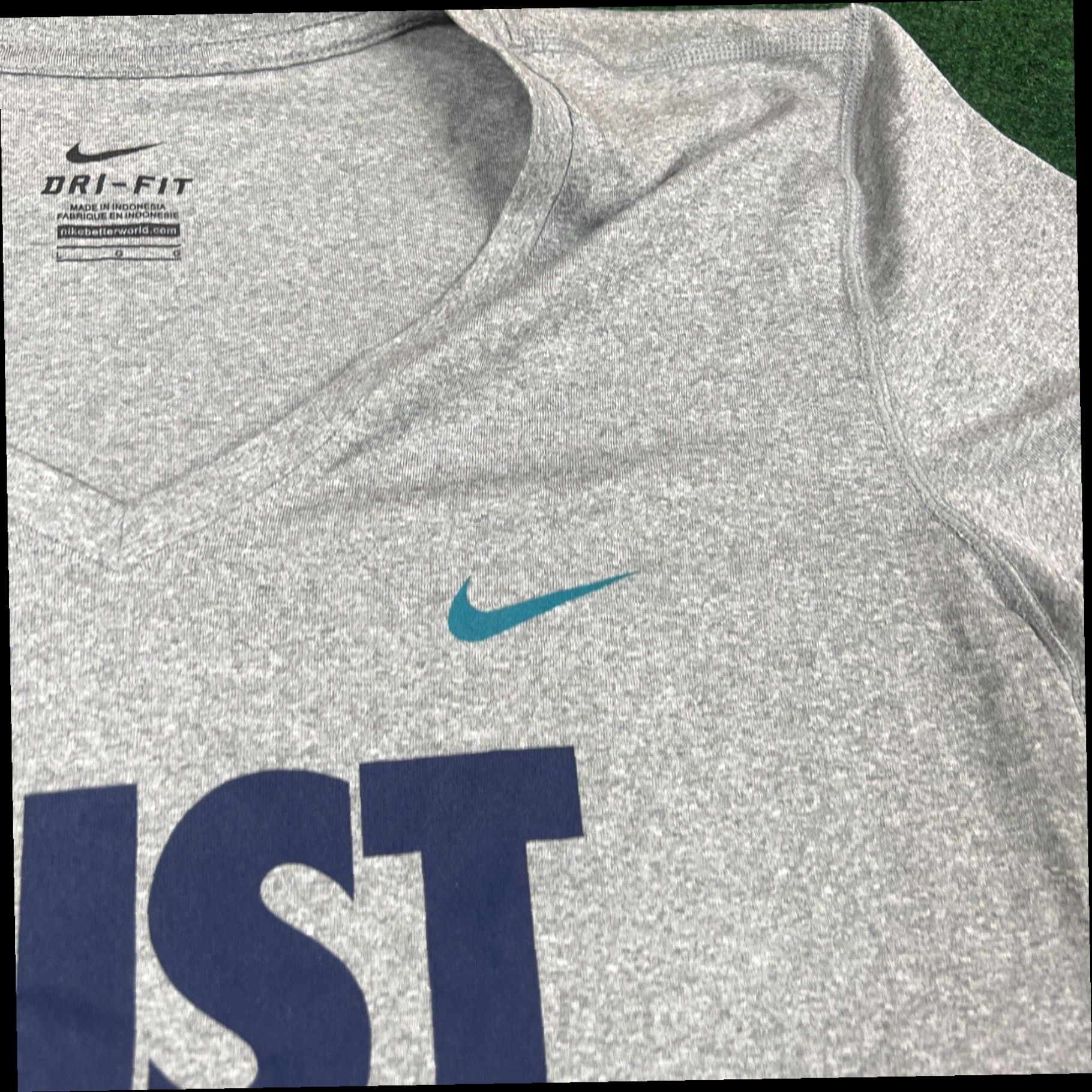 Nike Nike Shirt Womens Large Gray Just Do It Athletic Running Gym Slim Fit Ladies Size L / US 10 / IT 46 - 4 Thumbnail