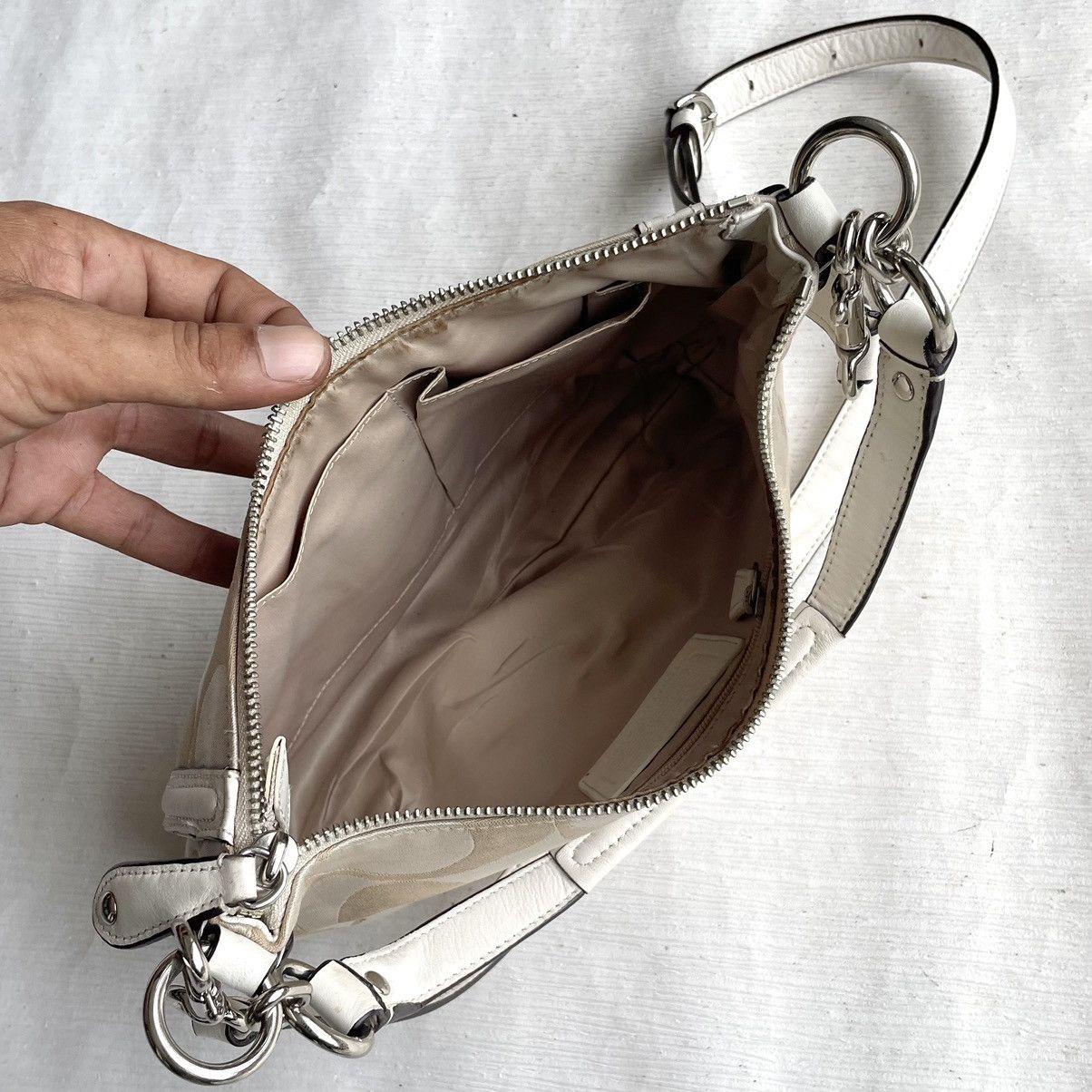 Coach Coach Signature 2 Way Sling Bag Size ONE SIZE - 11 Thumbnail