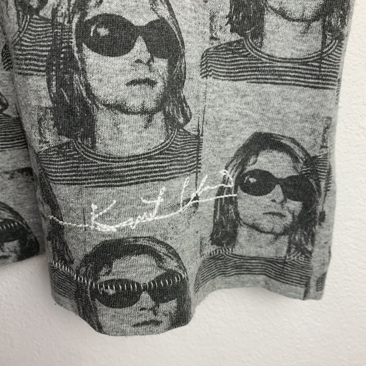 Band Tees × Nirvana × Uniqlo Uniqlo x Nirvana Kurt Cobain All Over Print Tee Size US S / EU 44-46 / 1 - 6 Thumbnail
