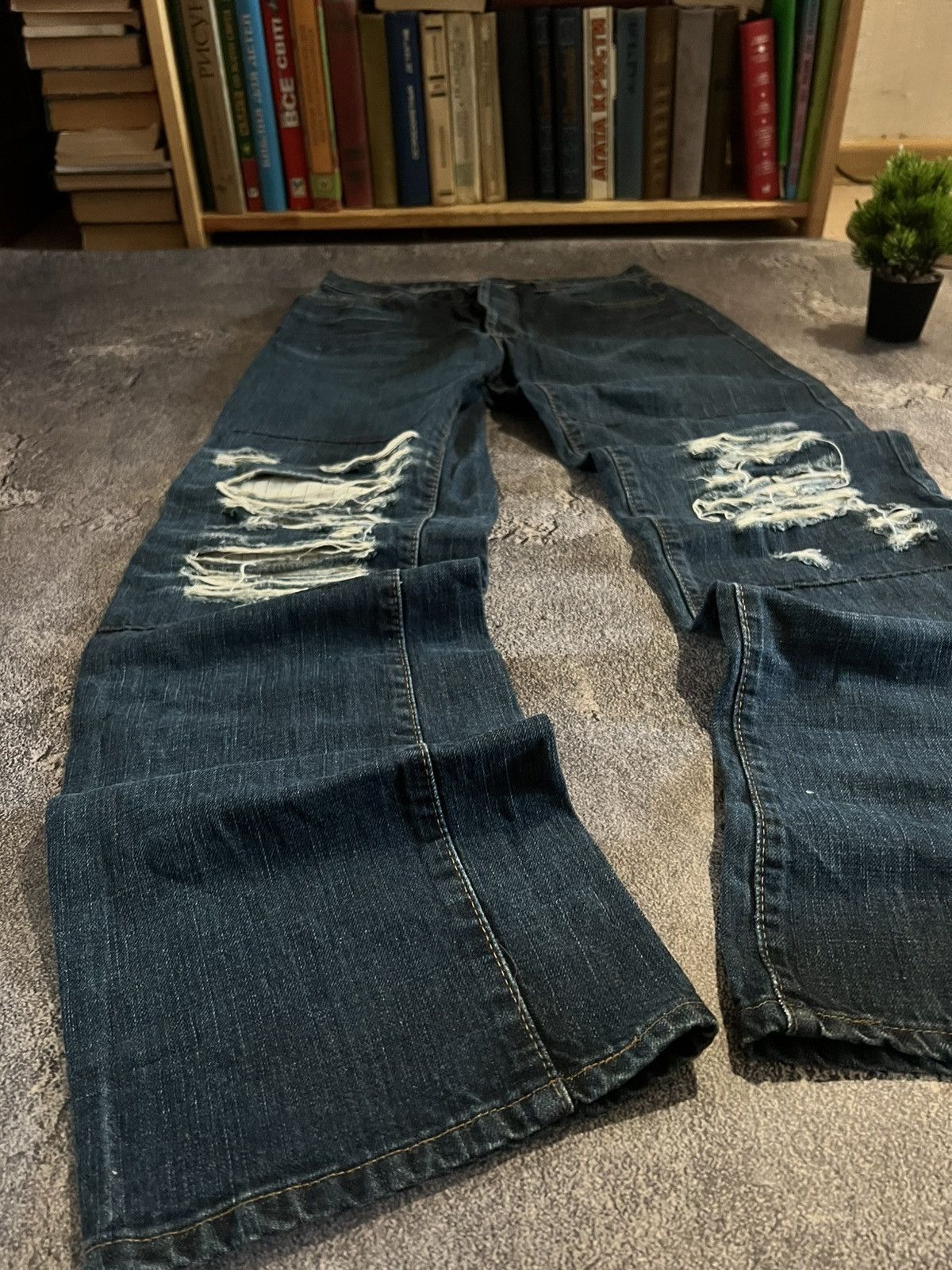 Vintage CRAZY Baggy Vintage Drip Cut Jeans / Avan-Garde Style Y2K Size US 30 / EU 46 - 2 Thumbnail
