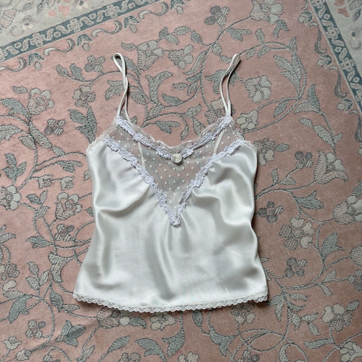 Vintage Vintage 1990s Ivory Satin Camisole (S–M) Size M / US 6-8 / IT 42-44 - 3 Thumbnail