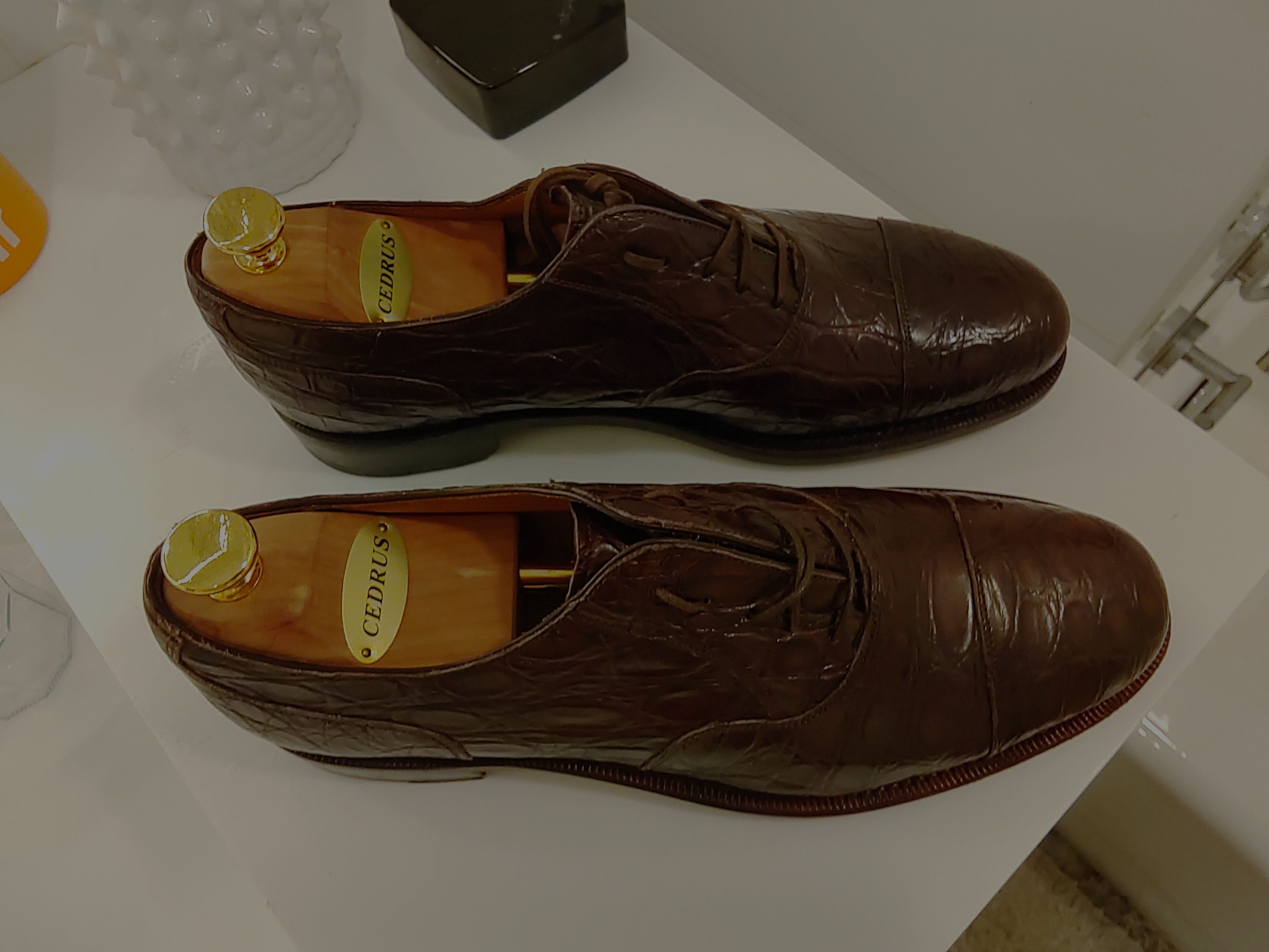 Salvatore Ferragamo TRAMEZZA Cap-toe, Lace-up, Oxford in Chocolate CROCODILE Size US 8.5 / EU 41-42 - 1 Thumbnail