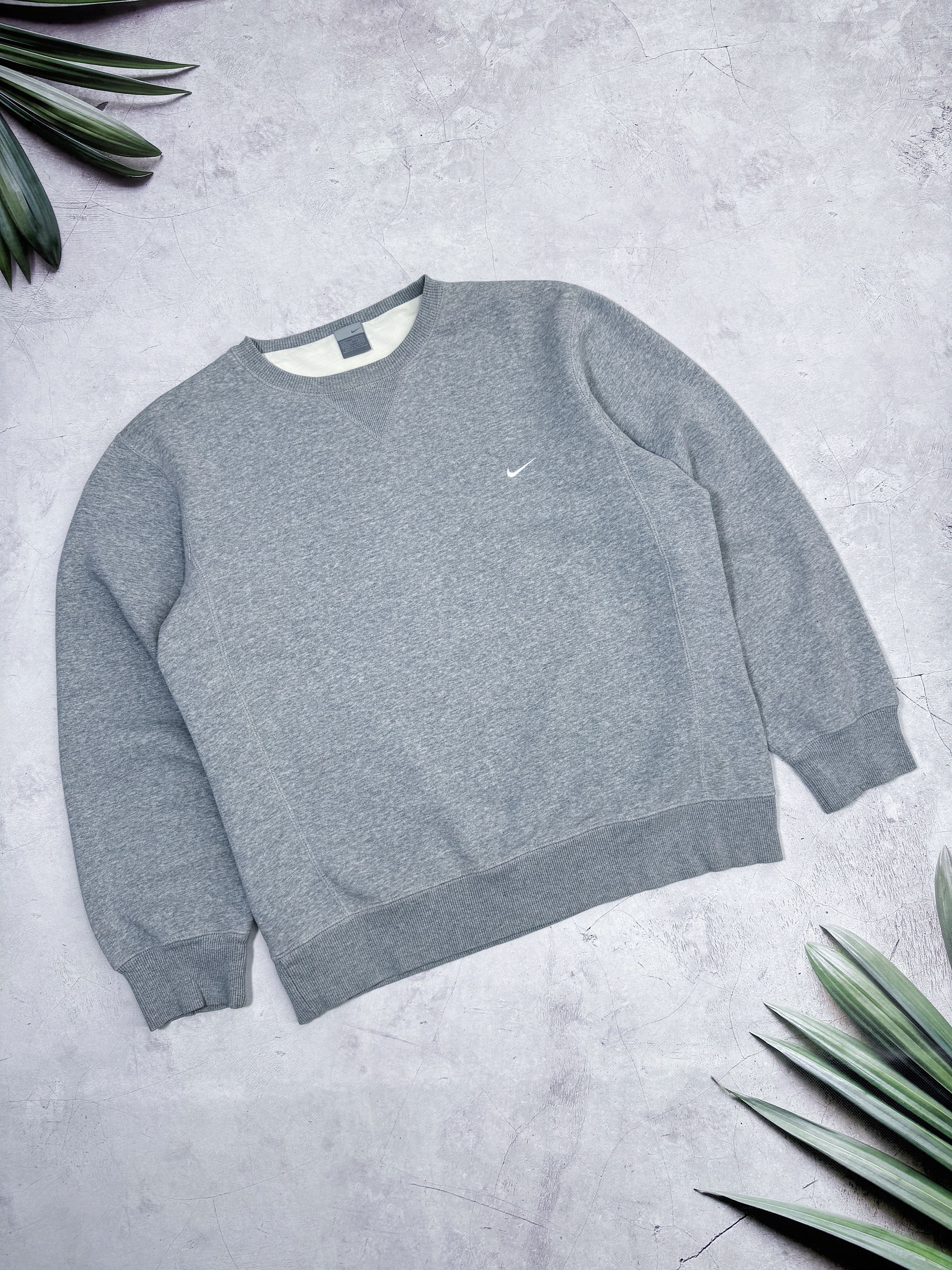 Nike × Vintage Y2K Nike Sweatshirt Small Swoosh Logo Basic Size US L / EU 52-54 / 3 - 1 Thumbnail