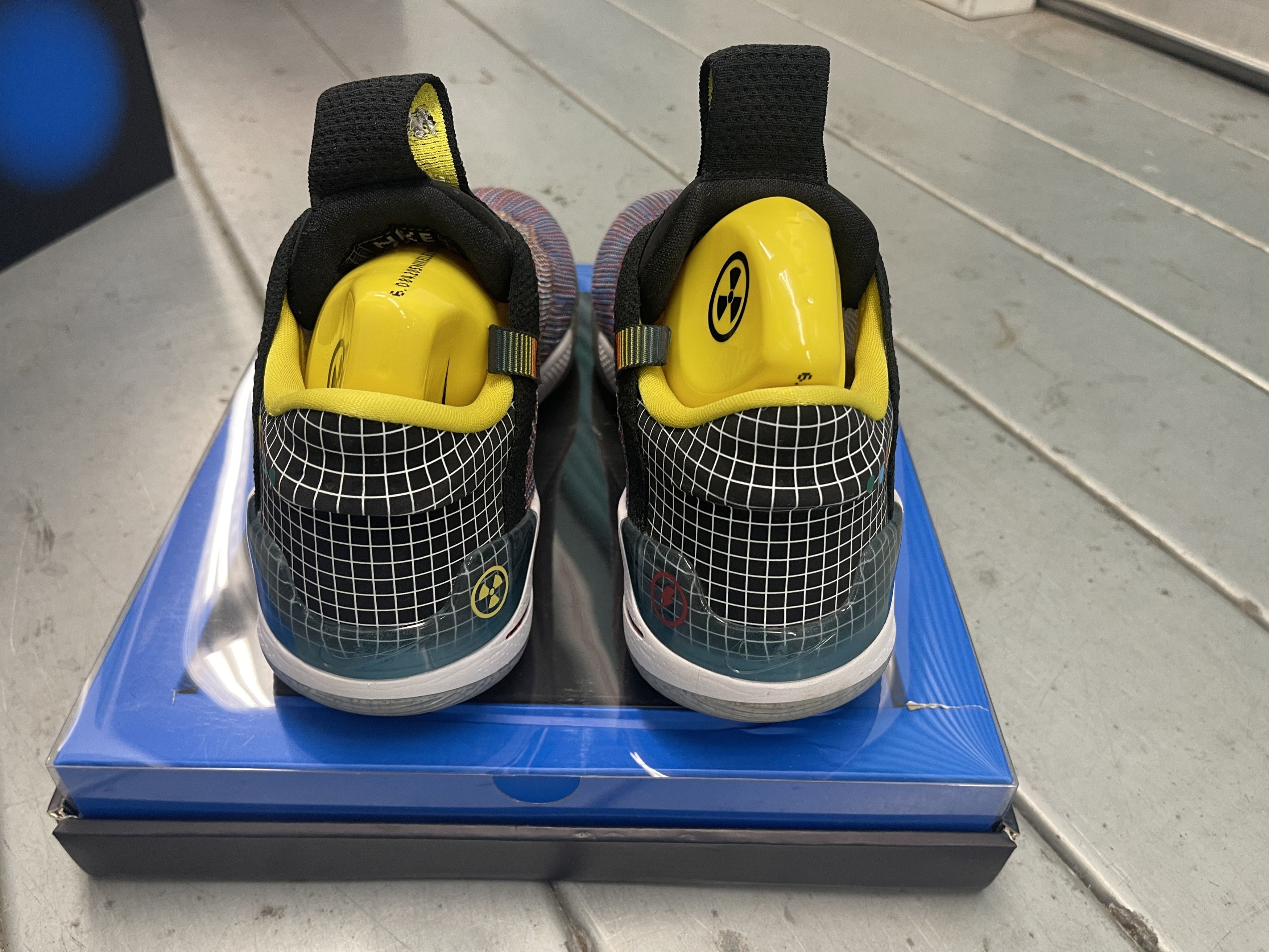 Nike Nike Adapt BB Multi-Color Size US 9.5 / EU 42-43 - 9 Thumbnail
