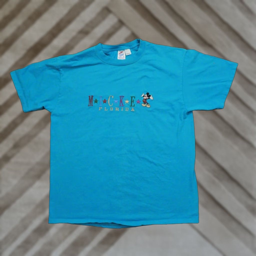 Disney VINTAGE Disney Mickey Mouse T-Shirt Mens L Blue 90s Classic Cotton Short Sleeve Henley Size US L / EU 52-54 / 3 - 1 Thumbnail