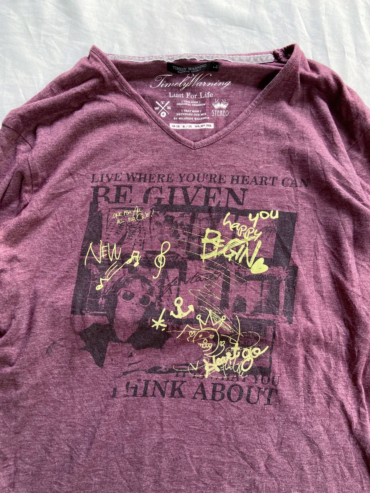 Japanese Brand LIVE WHERE YOURE HEART CAN RE GIVEN LONG SLEEVE Size US M / EU 48-50 / 2 - 5 Thumbnail