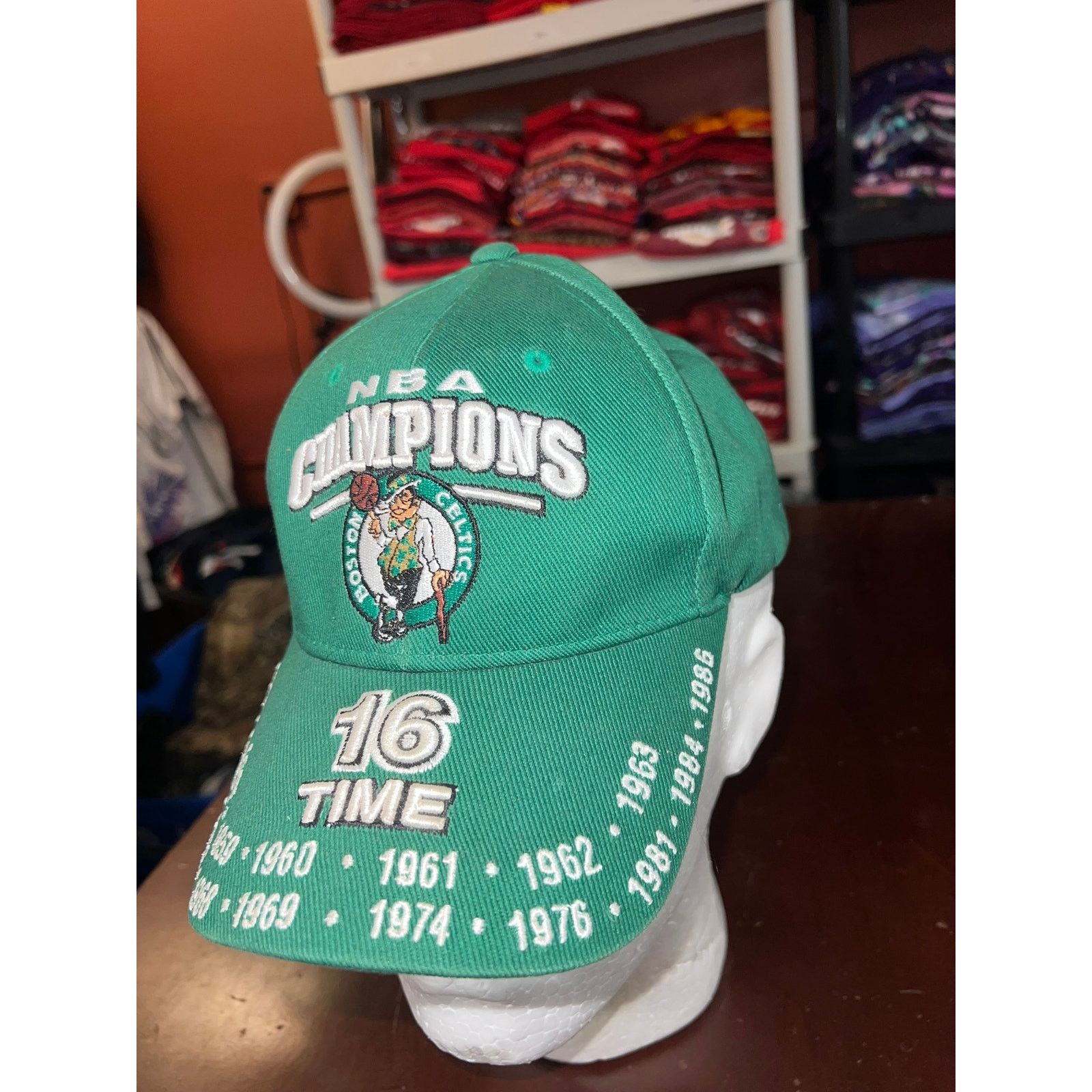 Reebok Boston Celtics NBA Champions Hat 16 Time Champs Green Cap Size ONE SIZE - 3 Thumbnail