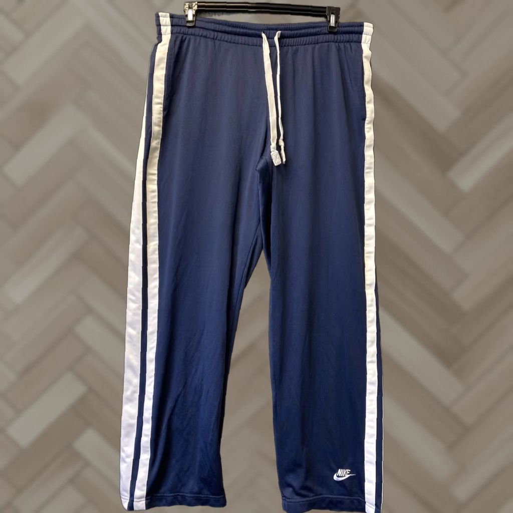Nike VINTAGE is not applicable; Nike Sweatpants Men's XL Blue - Nike Therma Activewear Pants for Gym & Training 90s Logo Athletic Mens XL Size US 36 / EU 52 - 1 Thumbnail