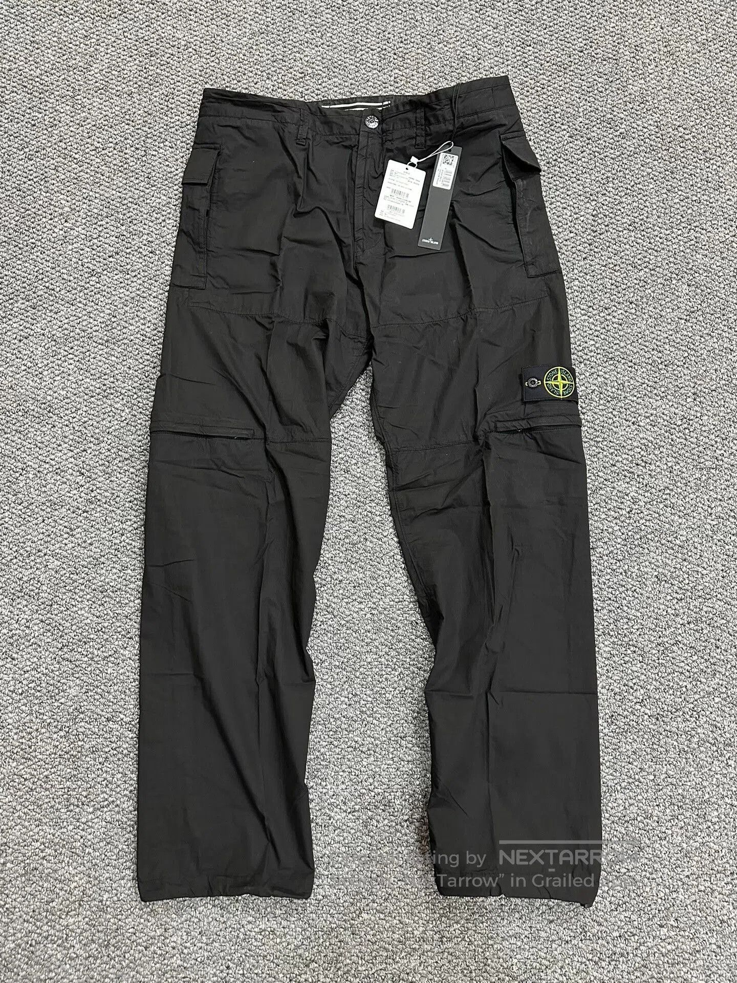 Stone Island stone island cargo pants in black. Size US 33 - 1 Thumbnail
