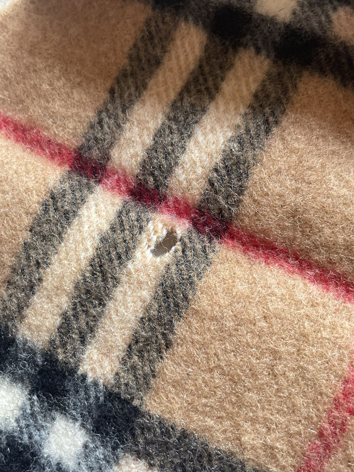 Burberry Burberry Scarf Size ONE SIZE - 3 Thumbnail