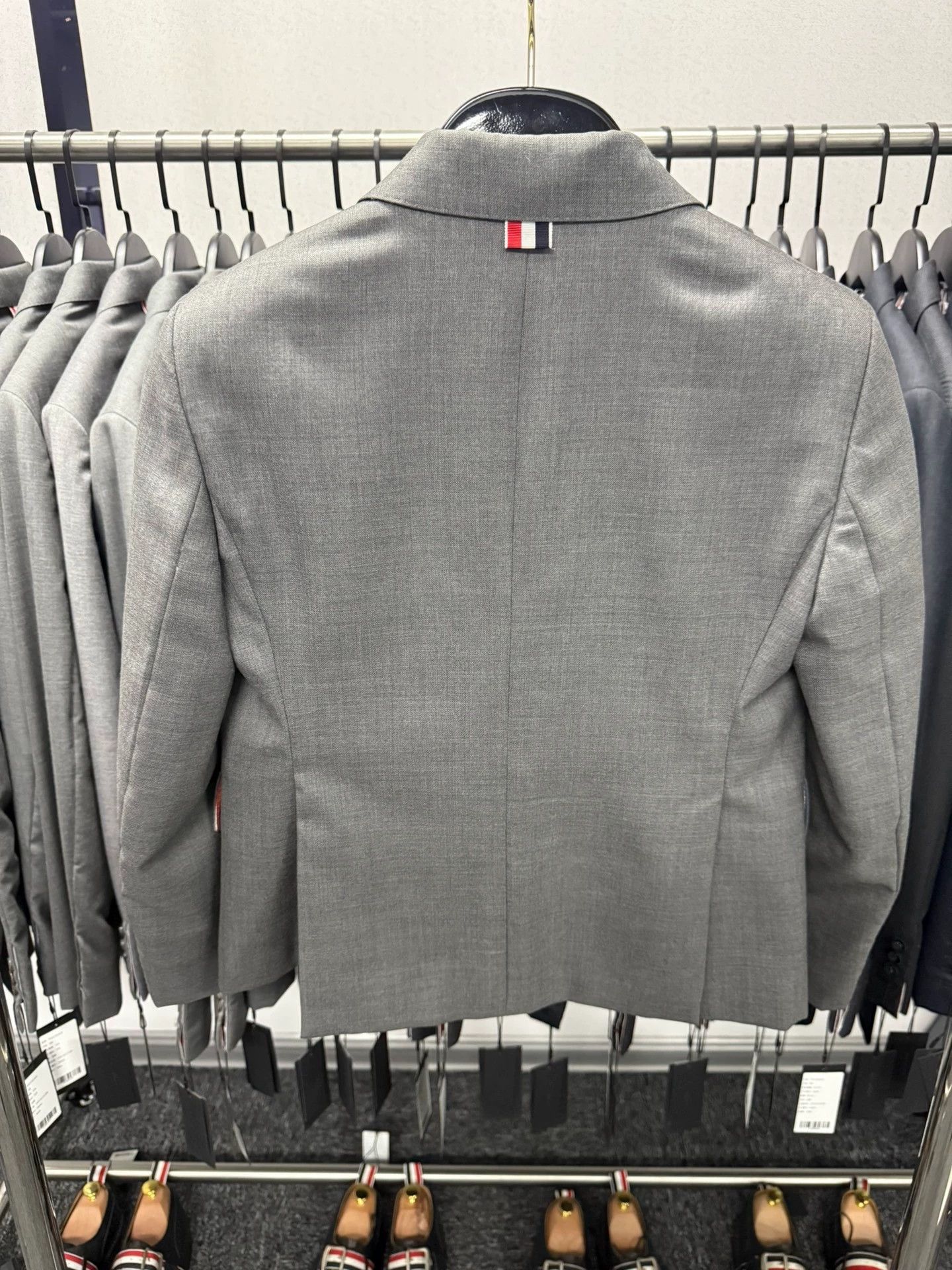 Thom Browne Thom Browne Women's Classic Mid Gray Wool Blazer Size38 Size XS / US 0-2 / IT 36-38 - 2 Thumbnail