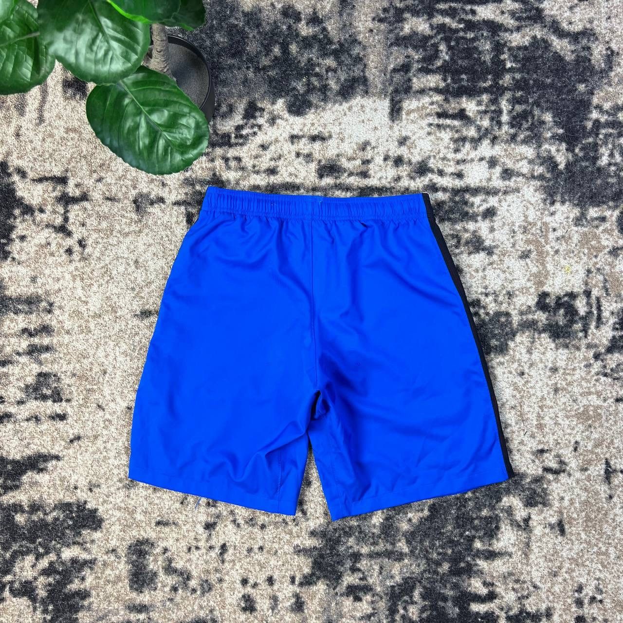 Nike Nike x France Mini Logo Soccer Shorts Vintage Size US 32 / EU 48 - 2 Thumbnail
