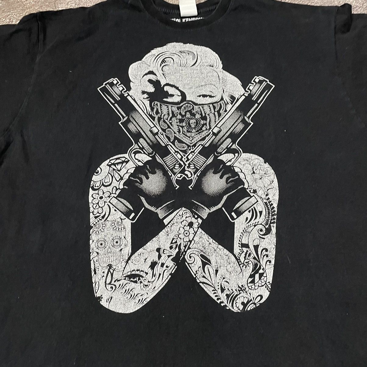 Vintage Vintage Y2K Graphic Tee Sun Faded Skull Guns Grunge Slim XXL Size US XXL / EU 58 / 5 - 4 Thumbnail