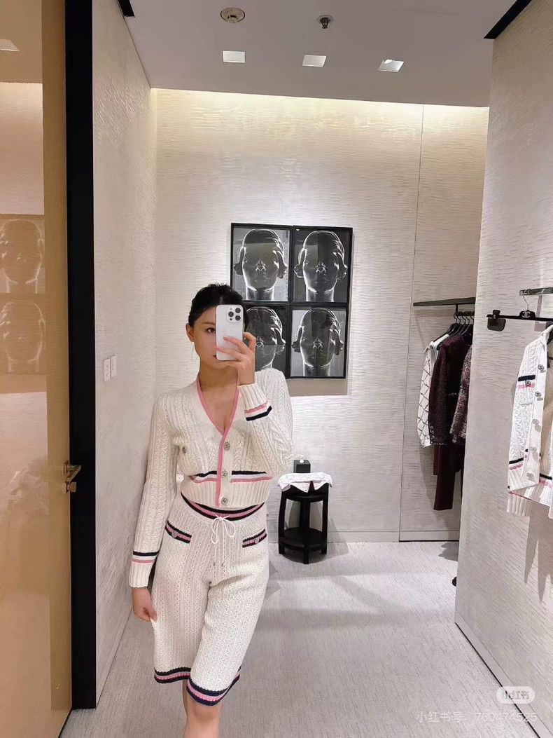 Chanel Chanel 23P spring and summer preview white stitching color Size 25" / US 0 / IT 36 - 2 Thumbnail