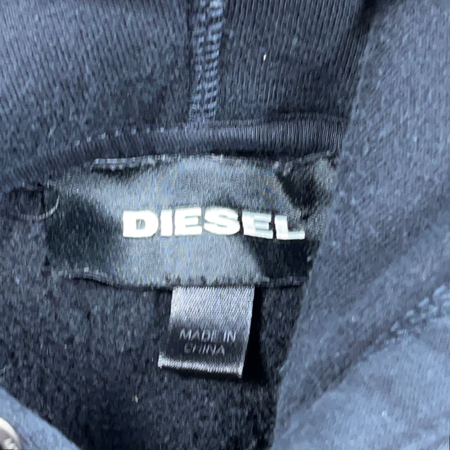 Diesel Diesel Hoodie Men Medium Black Red Logo Sweatshirt Y2K Retro Modern Sports Graphic Pullover Crew Neck Hooded Size US M / EU 48-50 / 2 - 3 Thumbnail