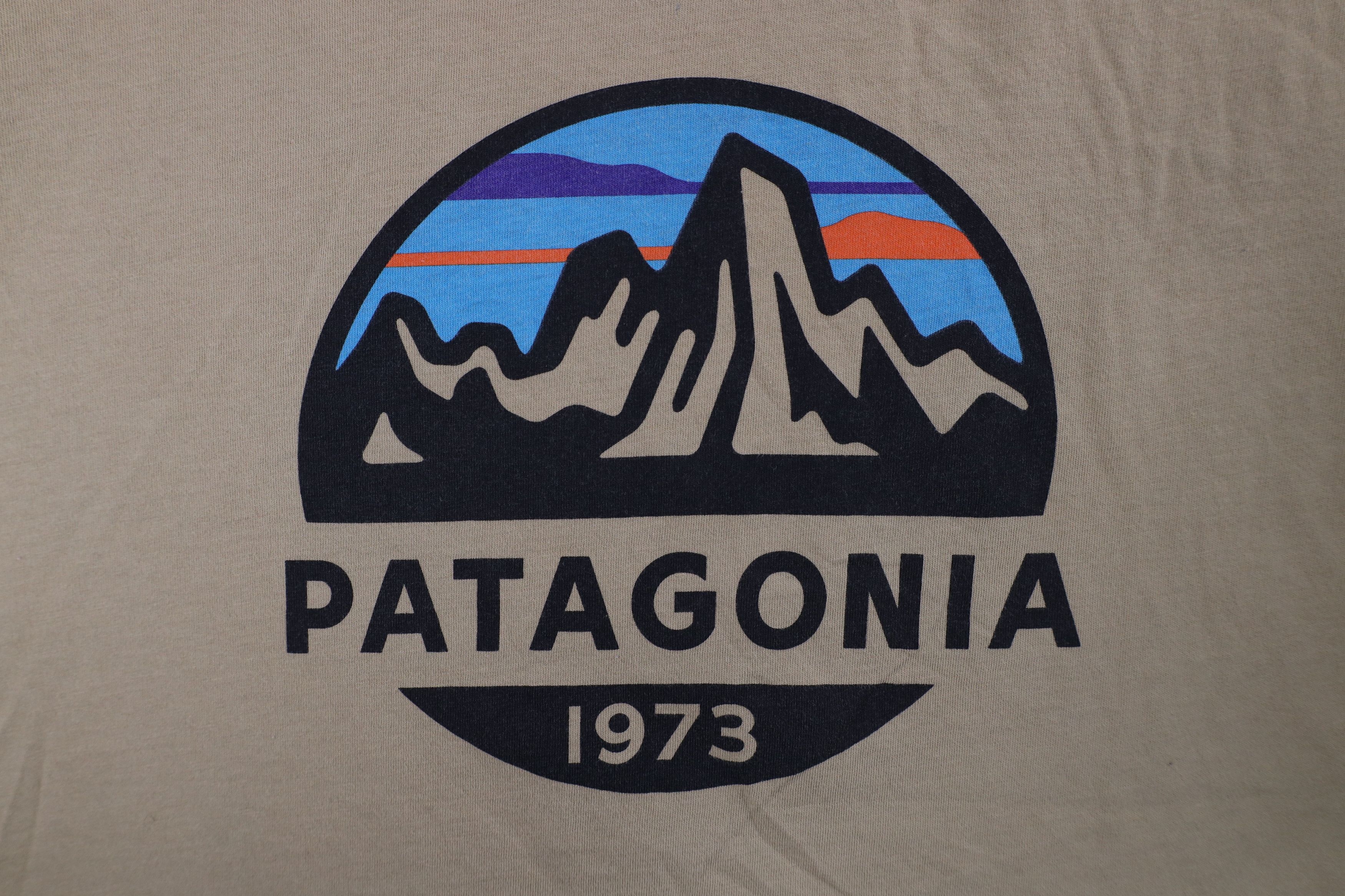 Patagonia × Vintage Patagonia Mountains Organic Cotton Short Sleeve T-Shirt Size US L / EU 52-54 / 3 - 4 Thumbnail