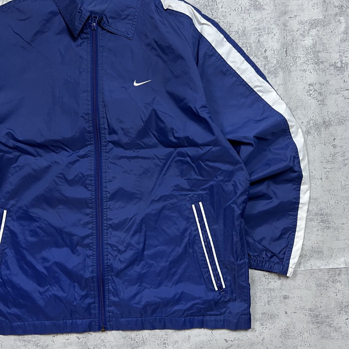 Nike 90s NIKE SWOOSH VINTAGE Y2K OVERSIZED WINDBREAKER JACKET Size US L / EU 52-54 / 3 - 3 Thumbnail