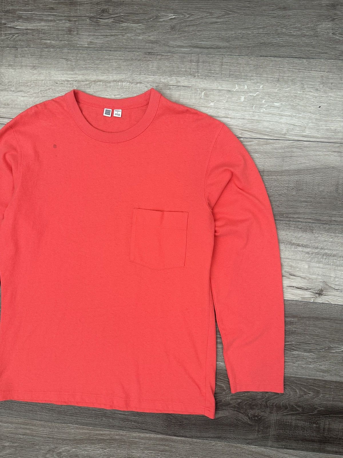 Uniqlo Uniqlo Heavyweight Pocket Long Sleeve Coral Orange Sz. Large Size US L / EU 52-54 / 3 - 2 Thumbnail