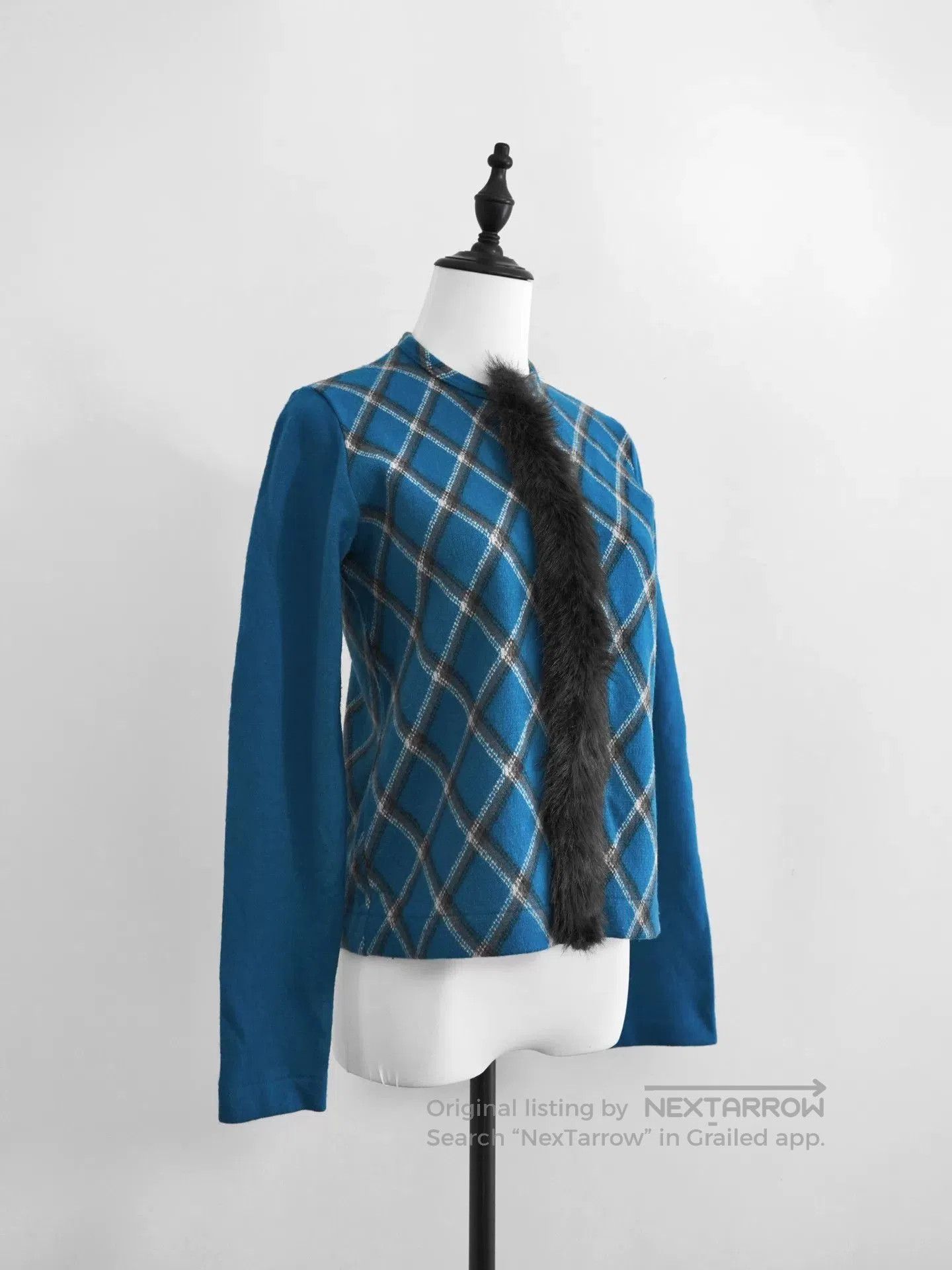 Comme des Garcons blue plaid cardigan with fur detail. Size M / US 6-8 / IT 42-44 - 2 Thumbnail