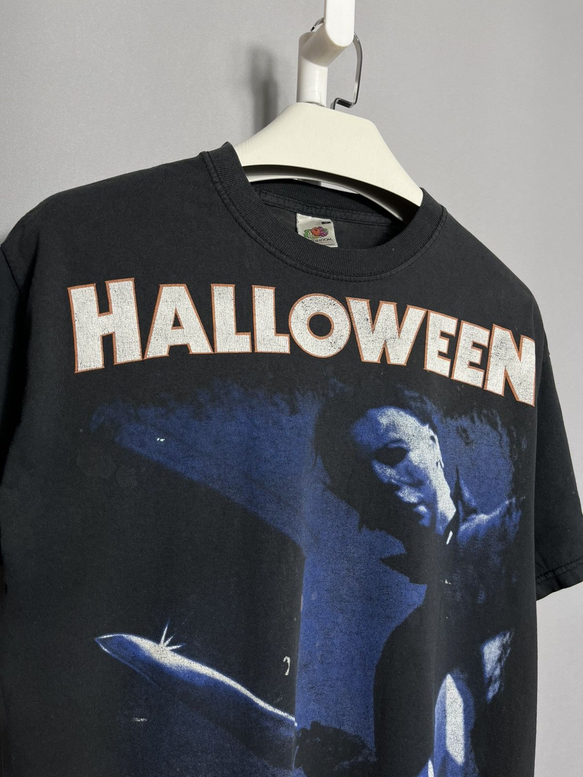 Fruit Of The Loom 2001 Vintage 90's Halloween Michael Myers tee shirt boxy fit Size US M / EU 48-50 / 2 - 3 Thumbnail
