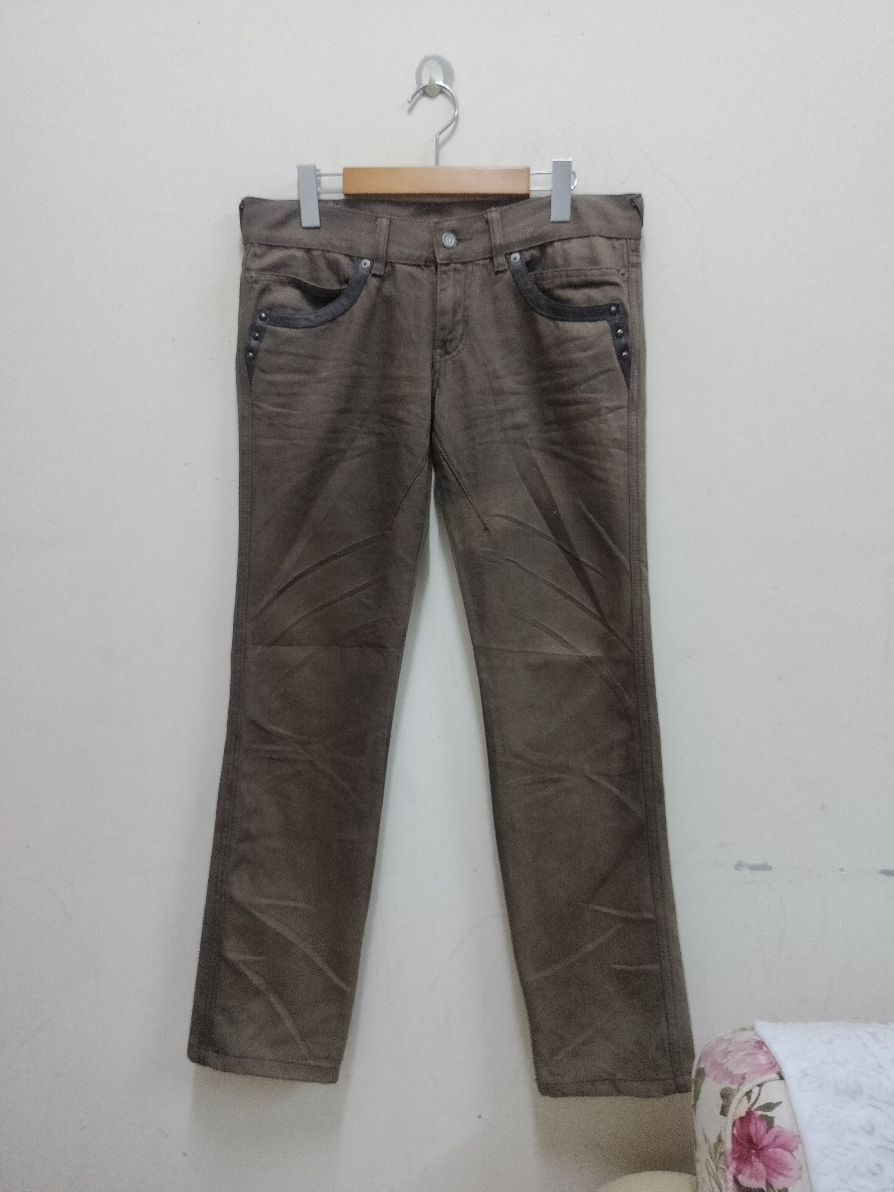 Tornado Mart Tornado Mart distressed jeans Size US 34 / EU 50 - 1 Thumbnail