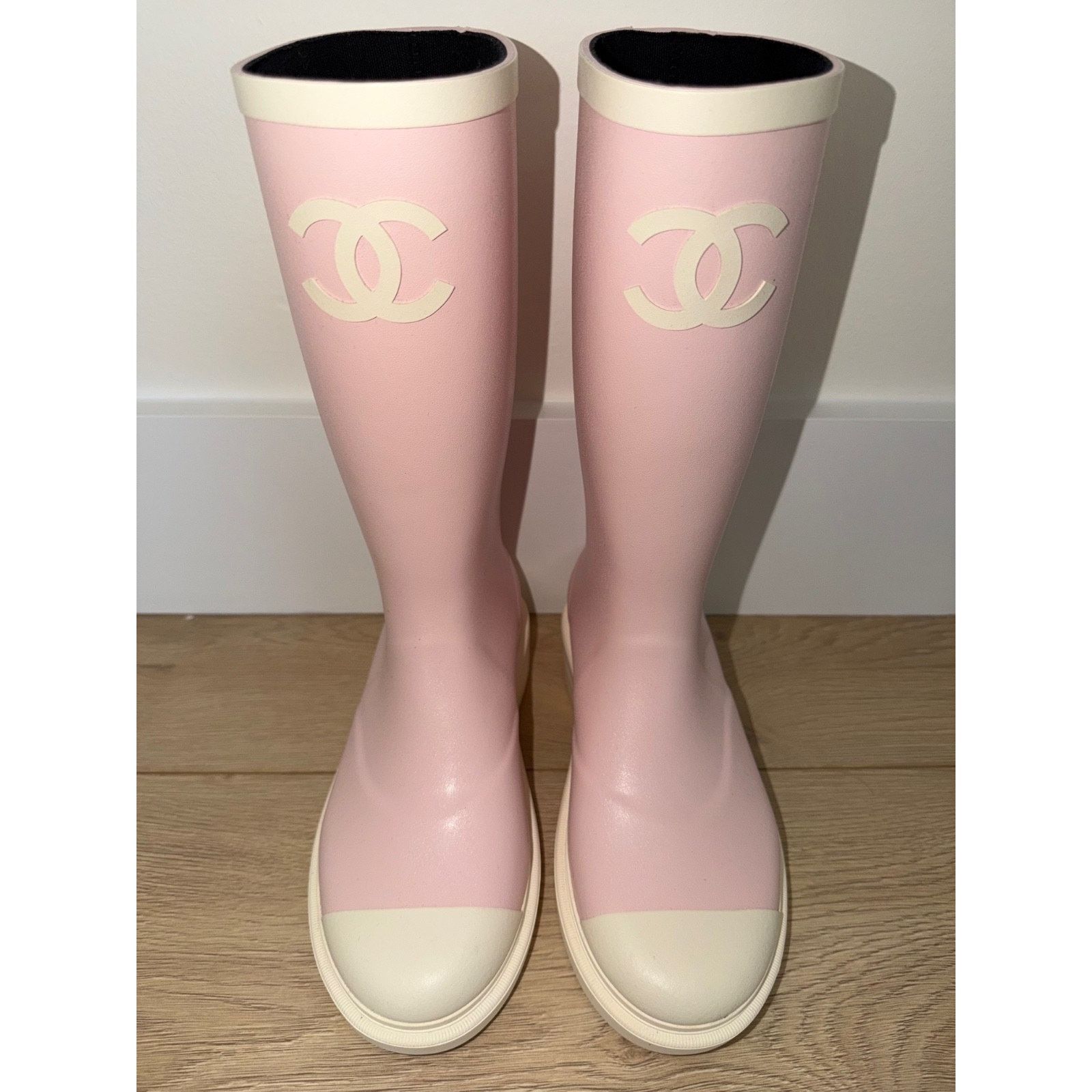 Chanel Chanel Rose Pink White Rubber Rain Boots 38 Size US 8 / IT 38 - 18 Thumbnail