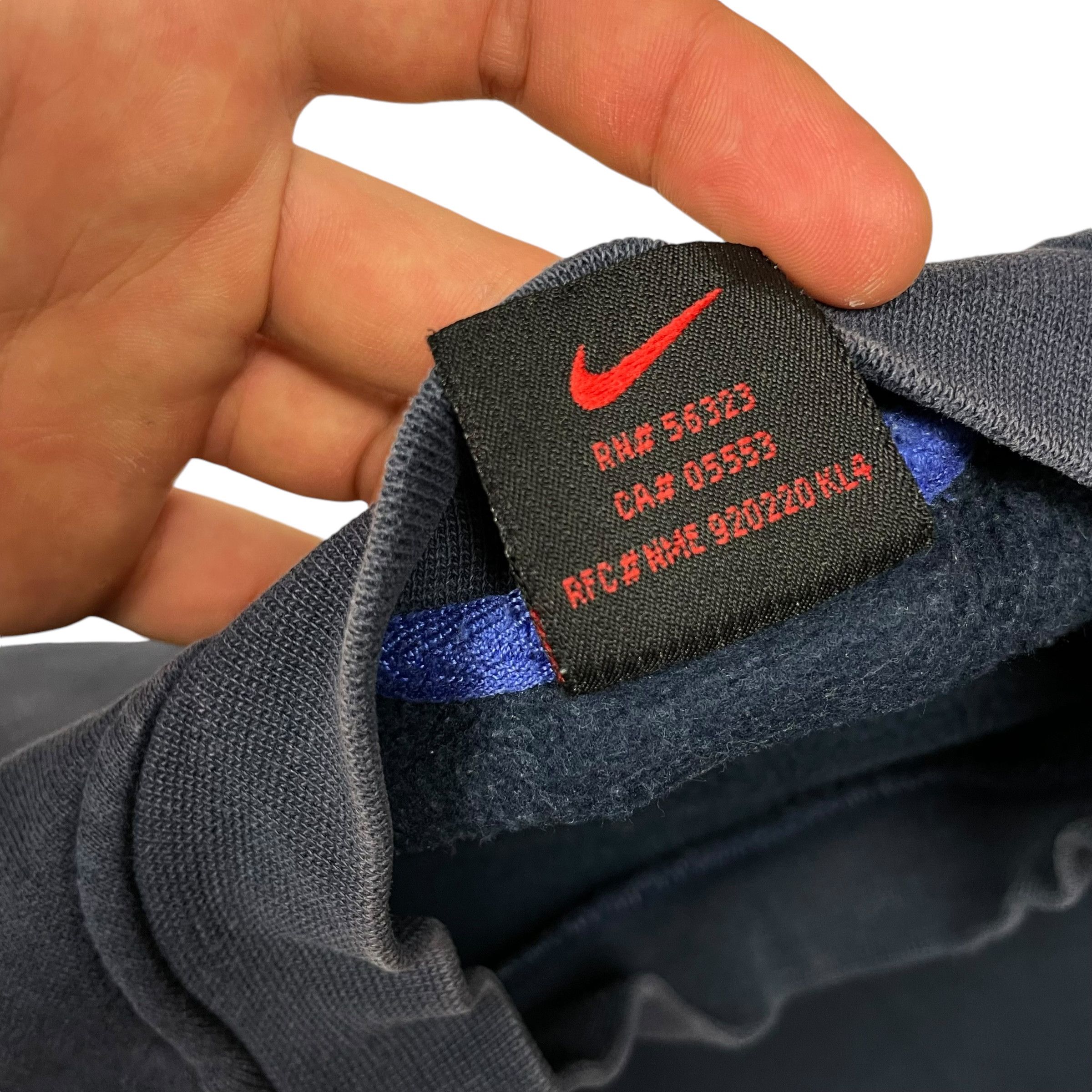 Nike × Vintage VTG Nike Men's Navy Spellout Crew Neck Pullover Sweatshirt L Size US L / EU 52-54 / 3 - 10 Thumbnail