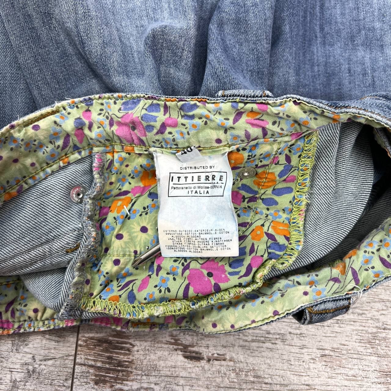 Dolce & Gabbana Baggy Women Vintage Dolce&Gabbana Denim Shorts Size 27" / US 4 / IT 40 - 12 Thumbnail