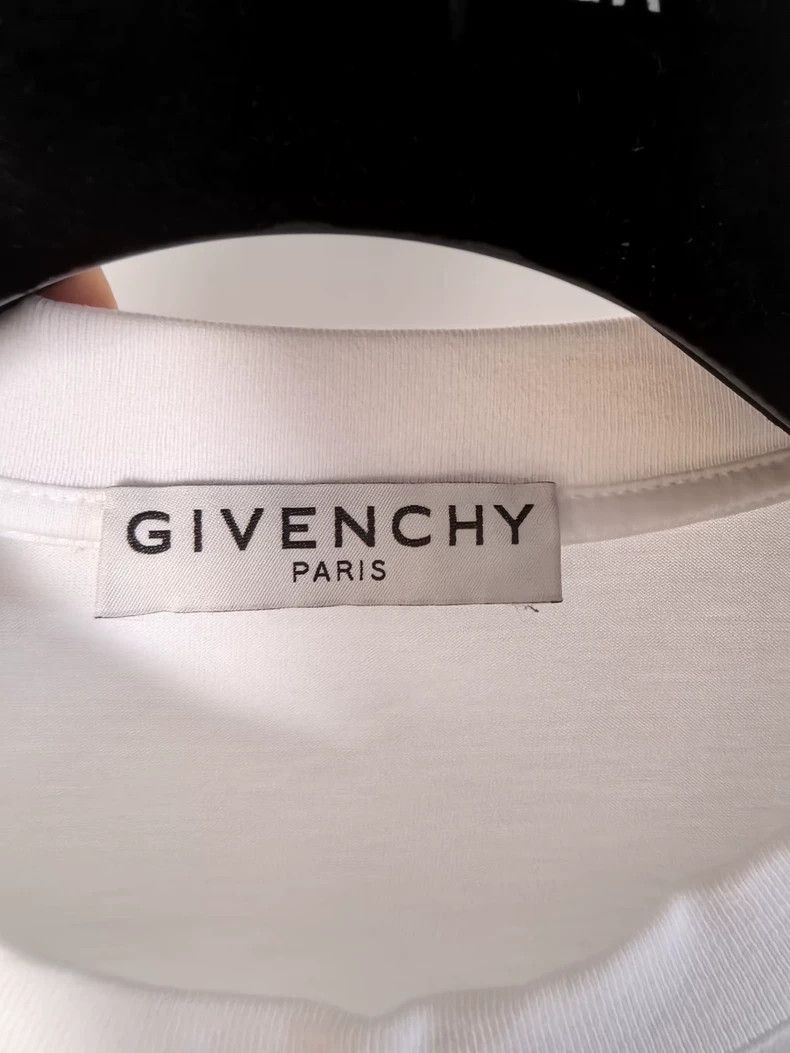 Givenchy Givenchy Distressed letter short sleeve Size US XS / EU 42 / 0 - 3 Thumbnail
