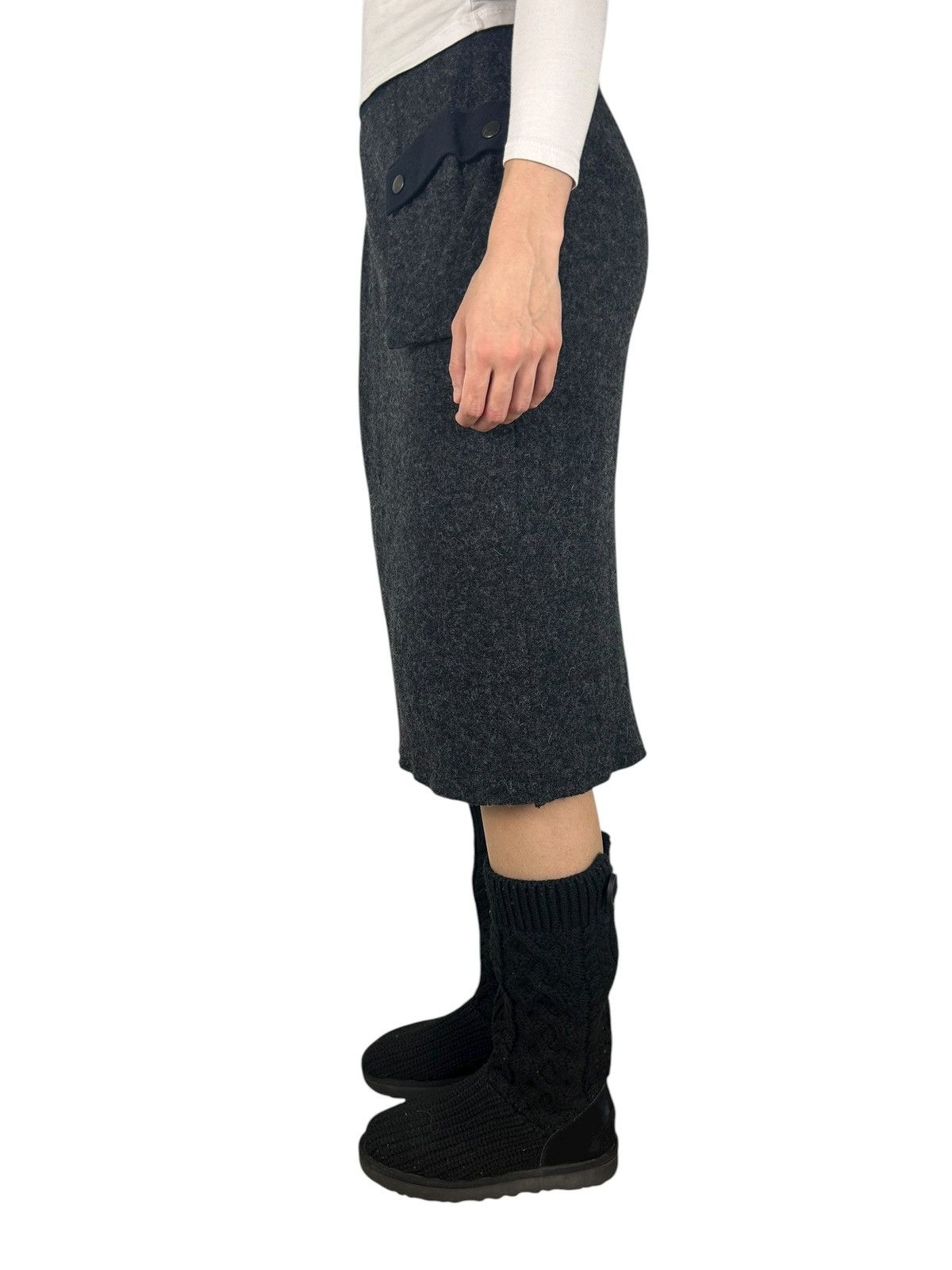 Japanese Brand Johnbull Cargo Pocket Raw Edged Wool Skirts (26x27) Size 26" / US 2 / IT 38 - 3 Thumbnail