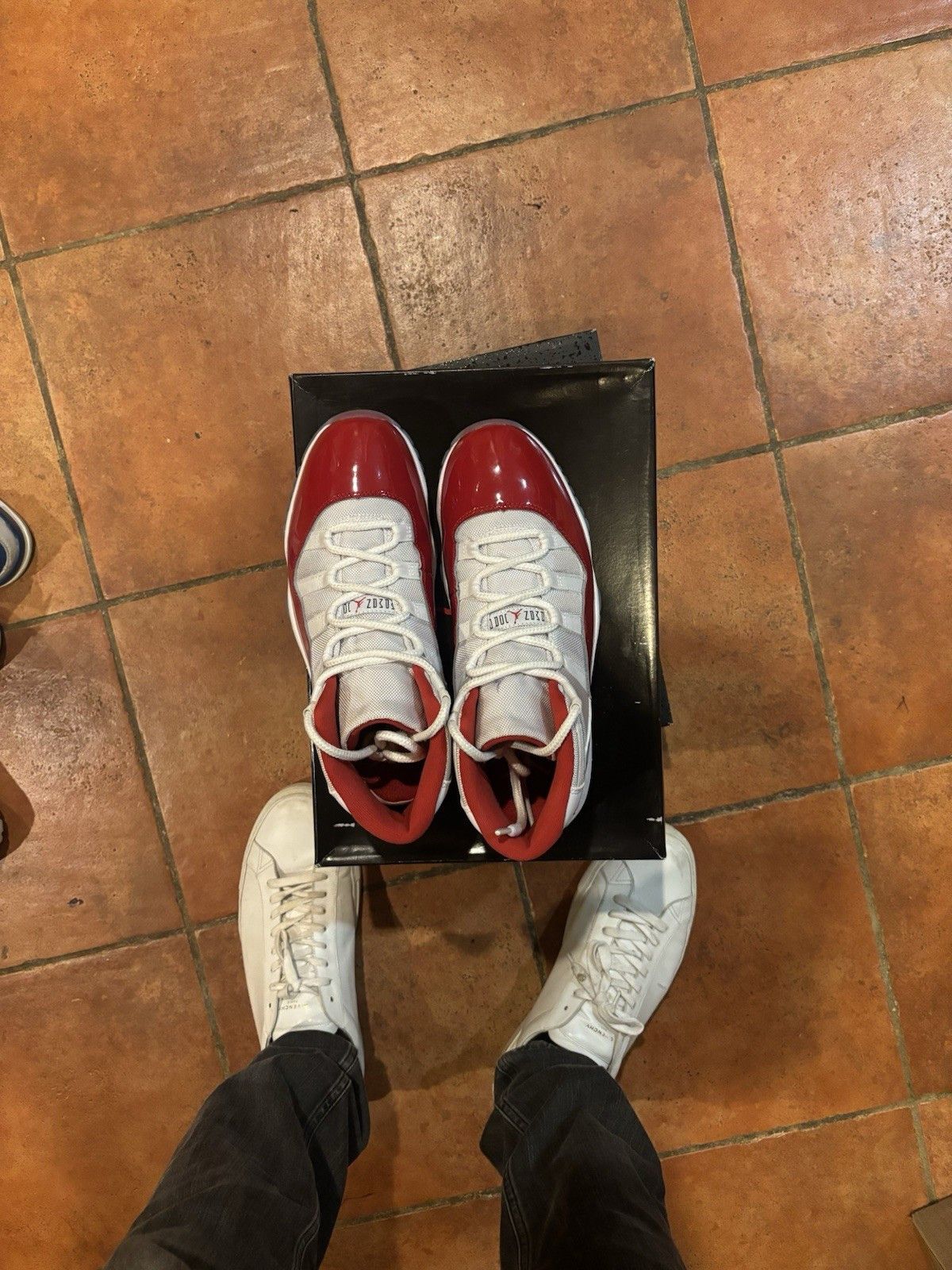 Jordan Brand Air Jordan 11 Retro High Cherry CLEAN Size US 9.5 / EU 42-43 - 3 Thumbnail