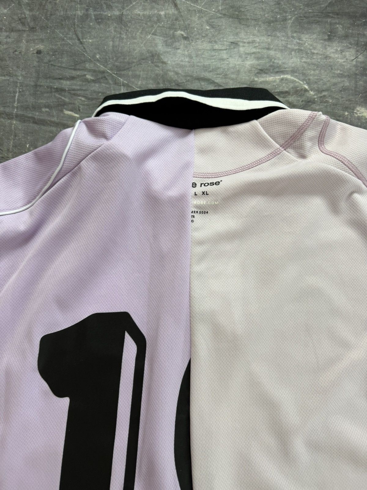 Martine Rose Martine Rose Half and Half Football Top in Pink Size US S / EU 44-46 / 1 - 11 Thumbnail