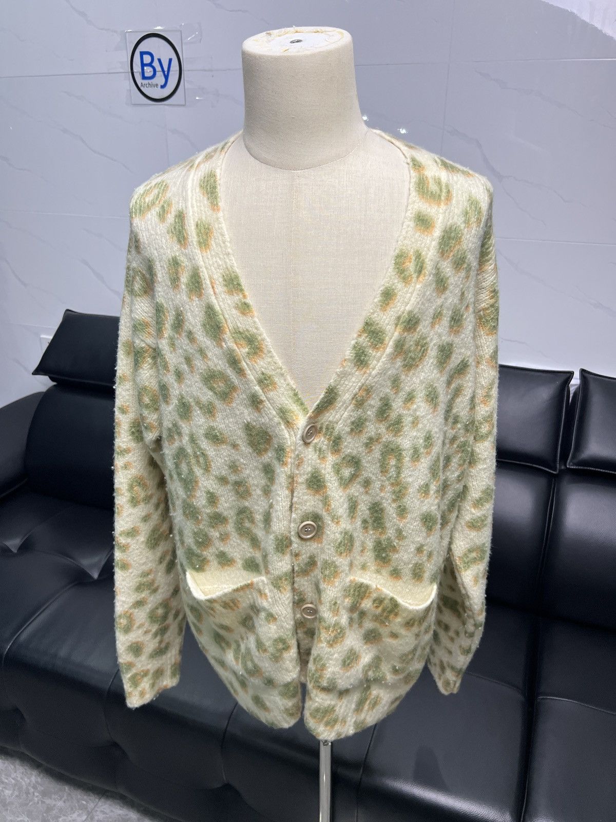 Dries Van Noten Dries Van Noten FW22 Lookbook Leopard Print Merino Wool Card Size US L / EU 52-54 / 3 - 1 Thumbnail